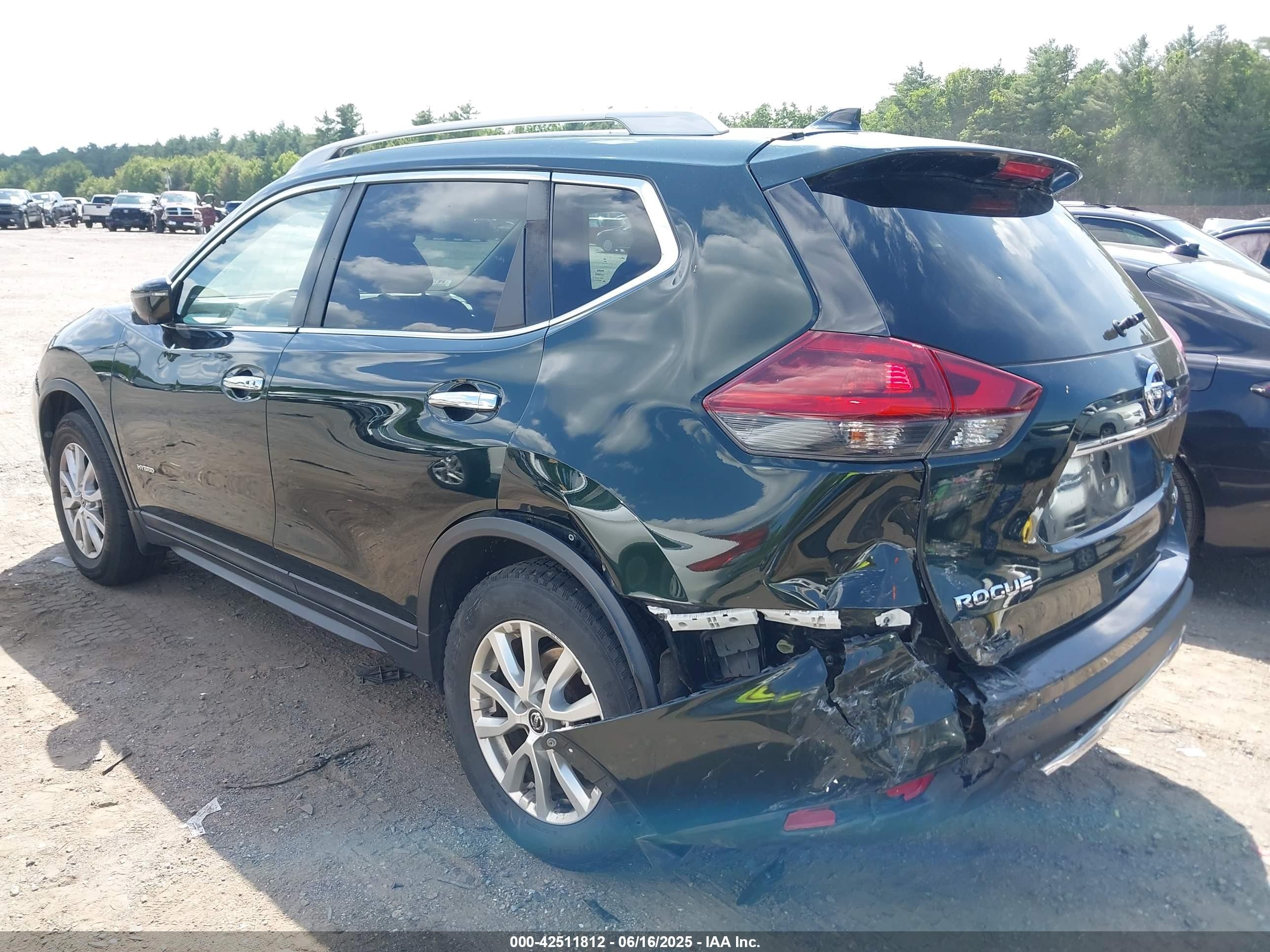 2018 Nissan Rogue Hybrid Sv Green vin: 5N1ET2MV0JC821674