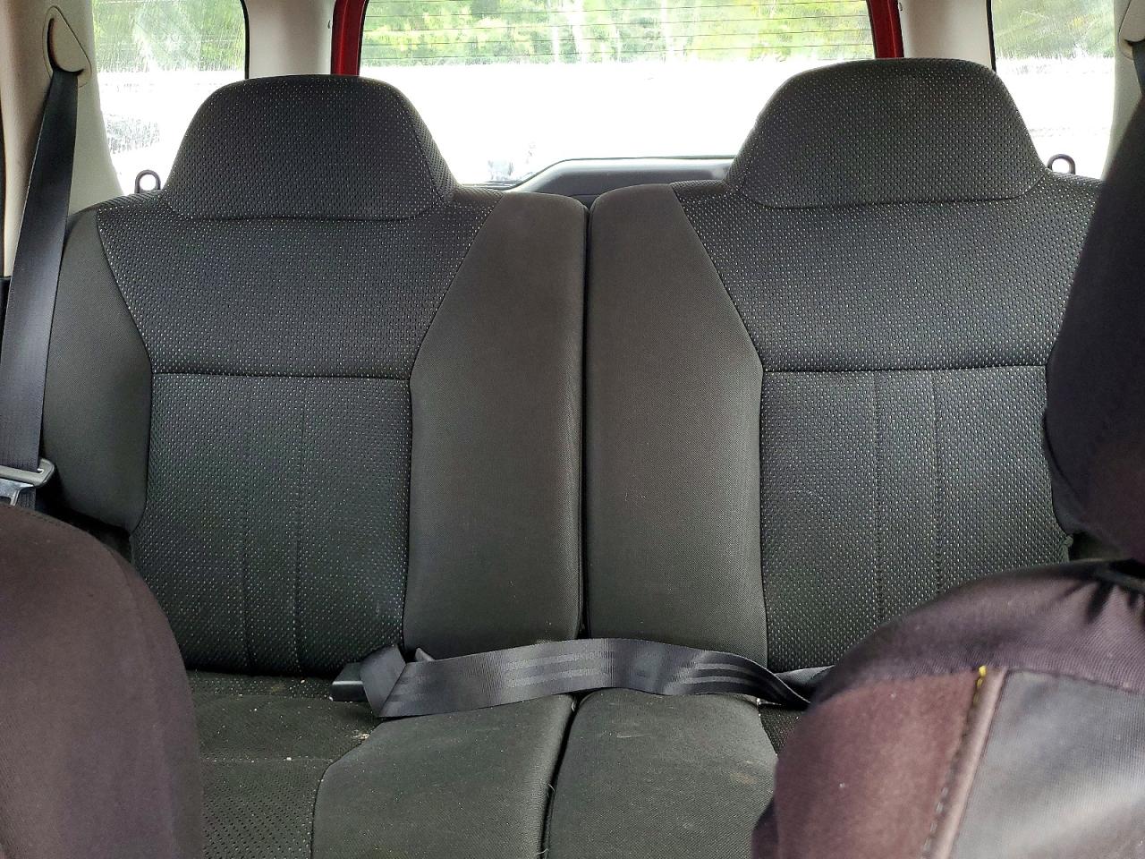 2002 Nissan Xterra Xe S Burgundy vin: 5N1MD28T82C600505