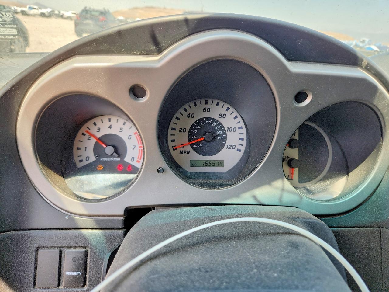 2004 Nissan Xterra Se S Silver vin: 5N1MD28Y04C651527