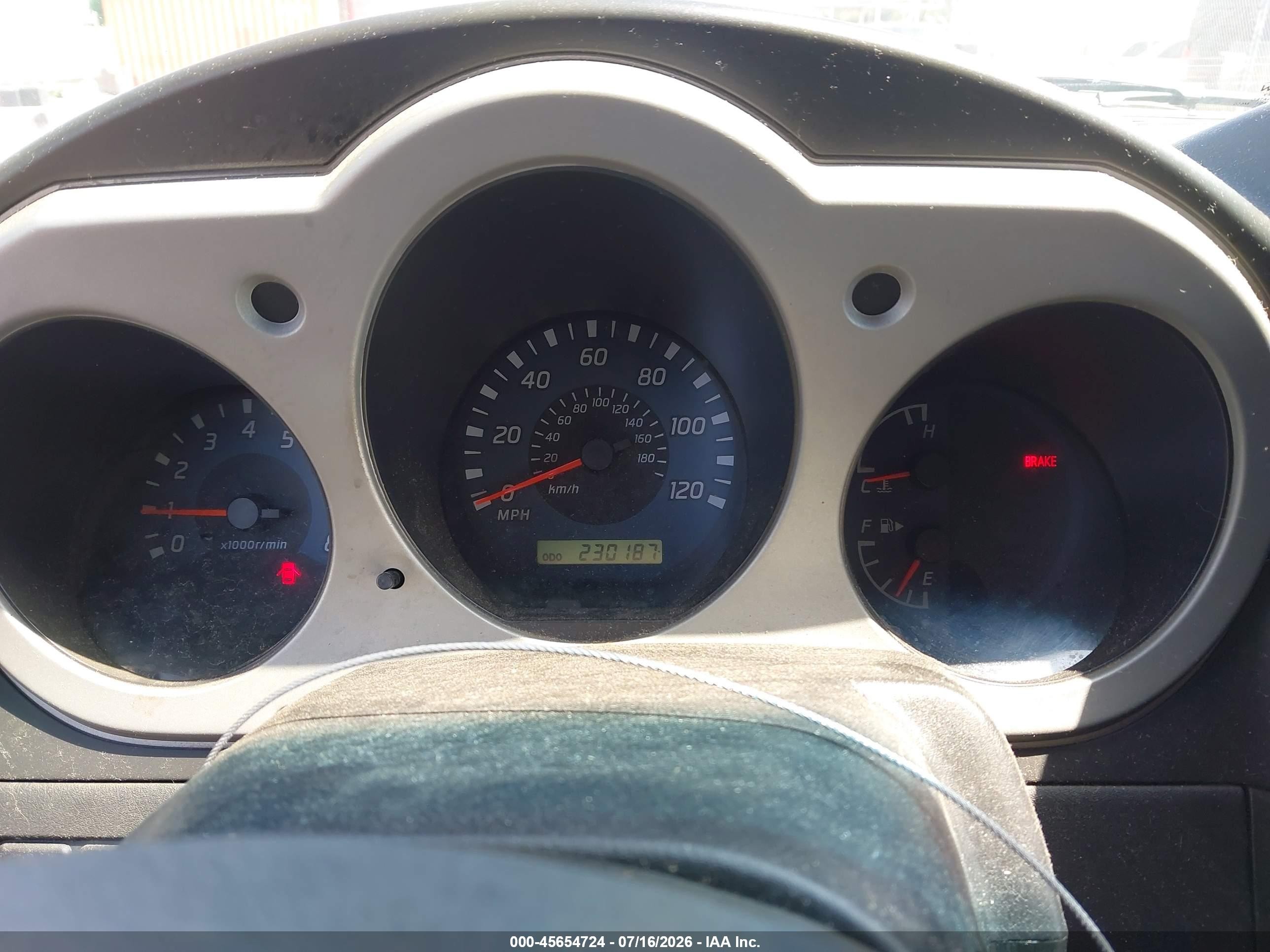 2002 Nissan Xterra Se S/c Silver vin: 5N1MD28Y42C568955