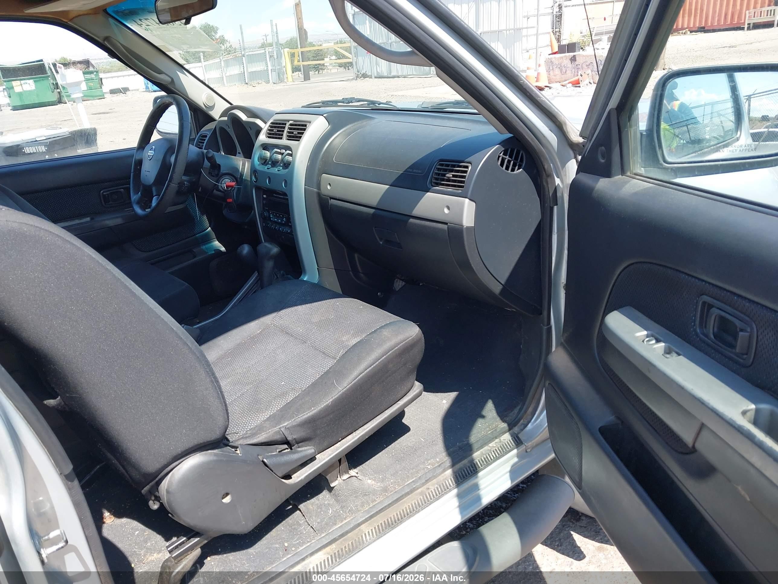 2002 Nissan Xterra Se S/c Silver vin: 5N1MD28Y42C568955