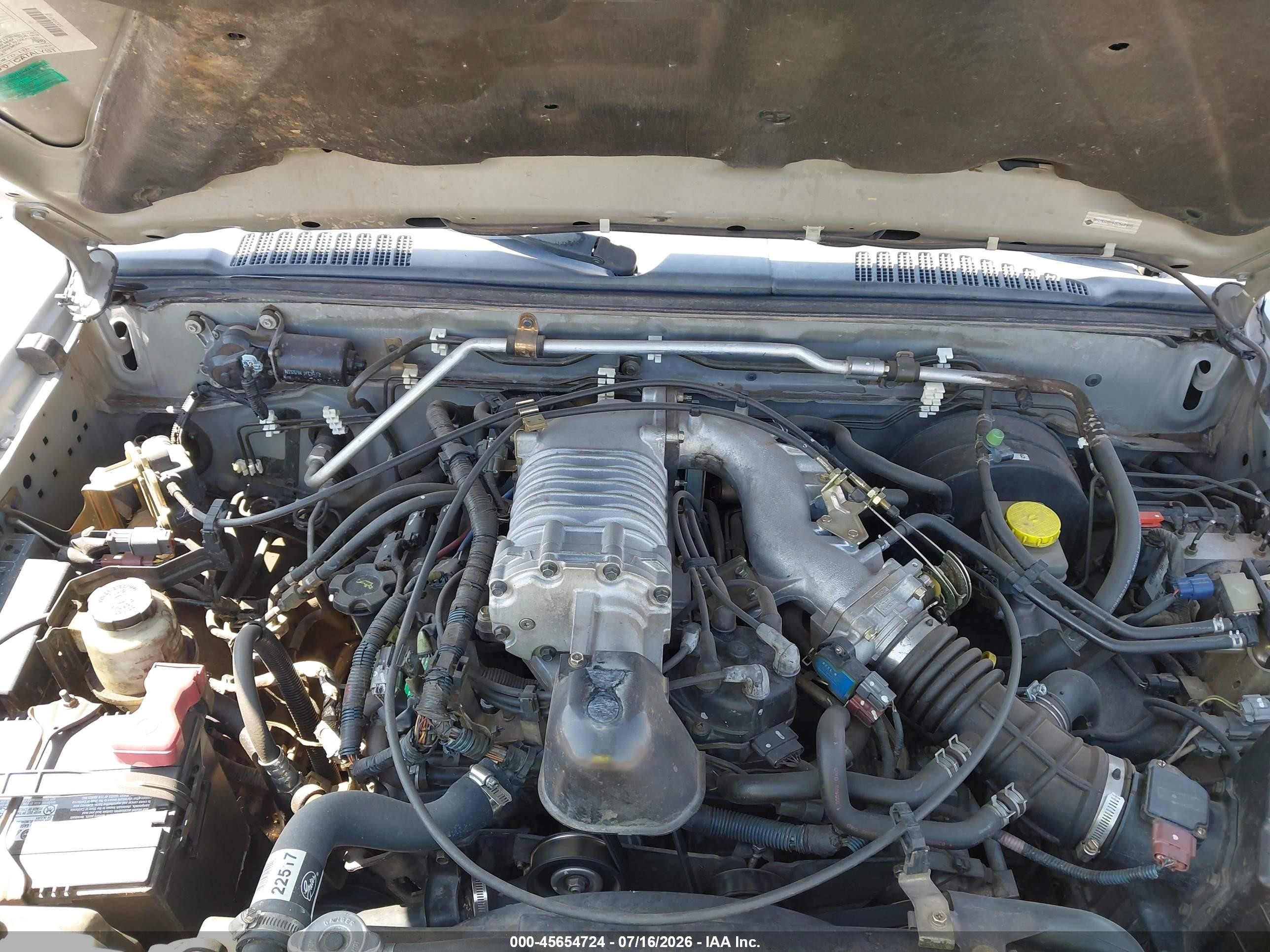 2002 Nissan Xterra Se S/c Silver vin: 5N1MD28Y42C568955