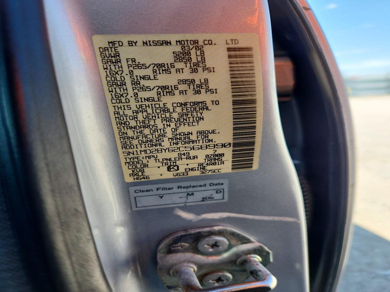 2002 Nissan Xterra Xe S Silver vin: 5N1MD28Y62C568990