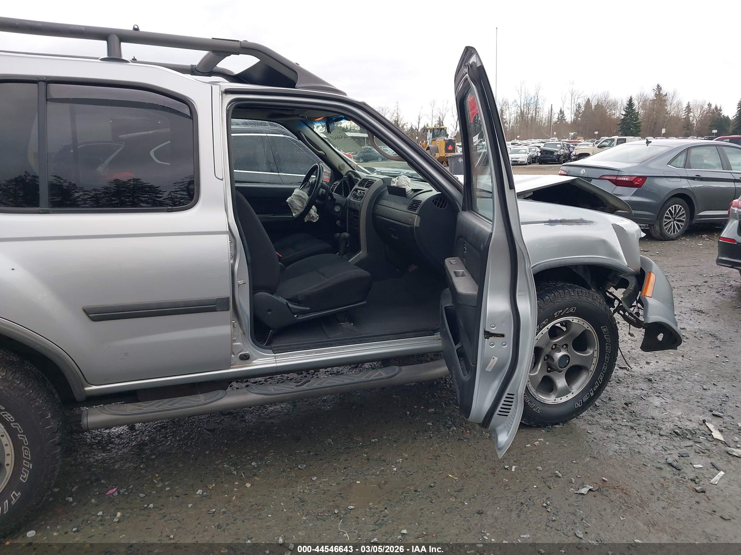 2002 Nissan Xterra Se S/c Silver vin: 5N1MD28Y72C583725