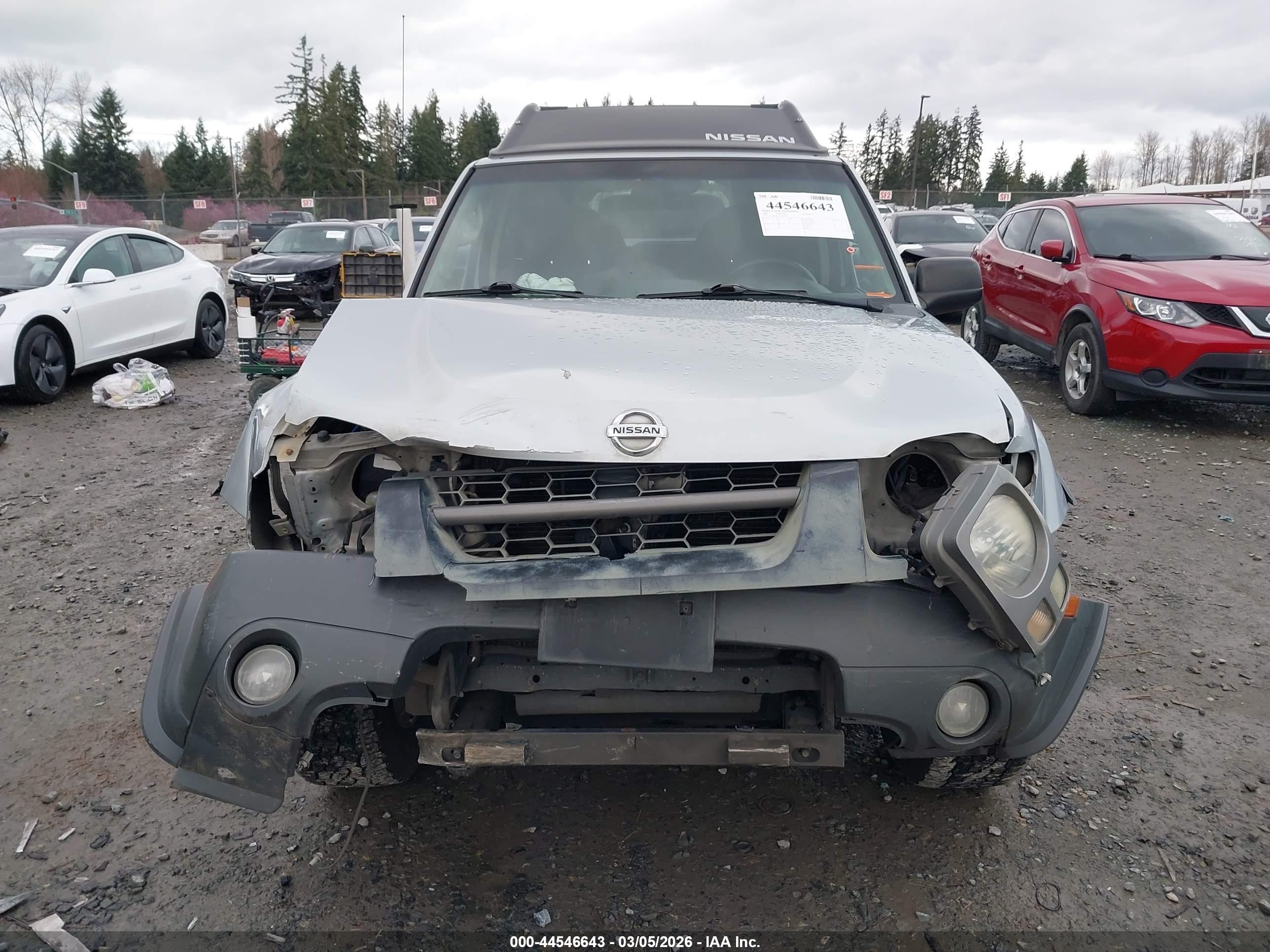 2002 Nissan Xterra Se S/c Silver vin: 5N1MD28Y72C583725
