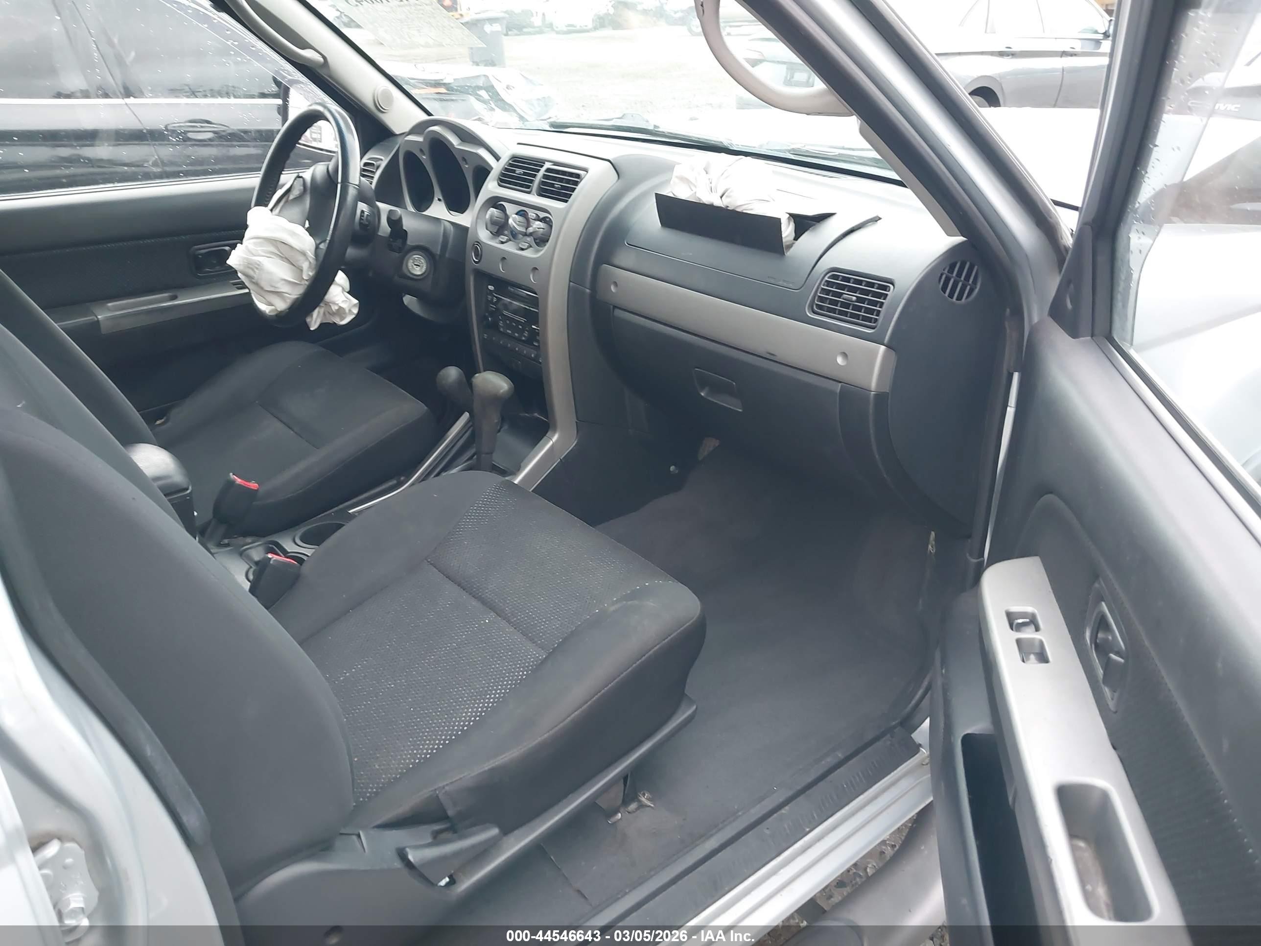 2002 Nissan Xterra Se S/c Silver vin: 5N1MD28Y72C583725