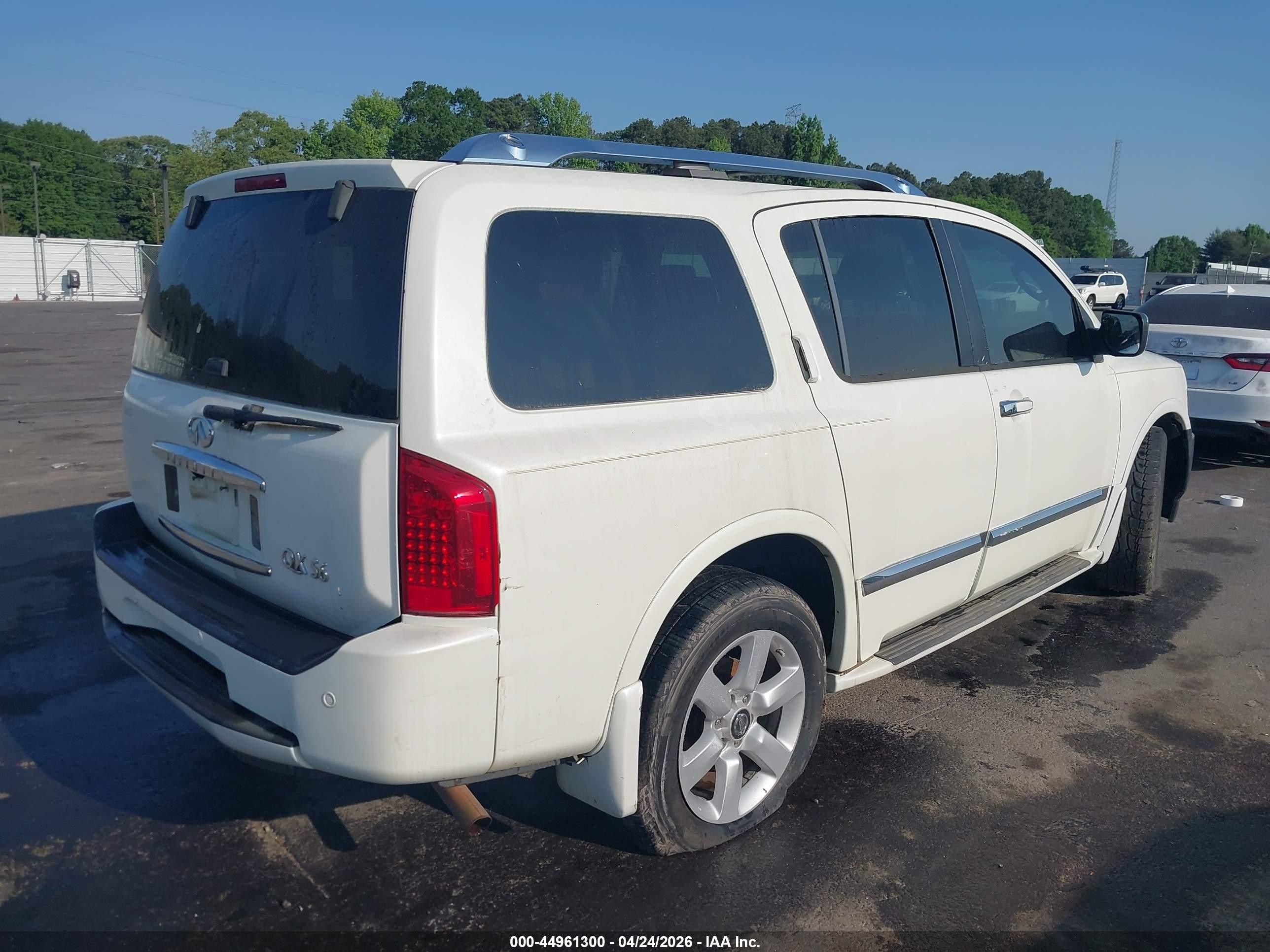 2009 Infiniti Qx56   White vin: 5N3AA08C09N901811