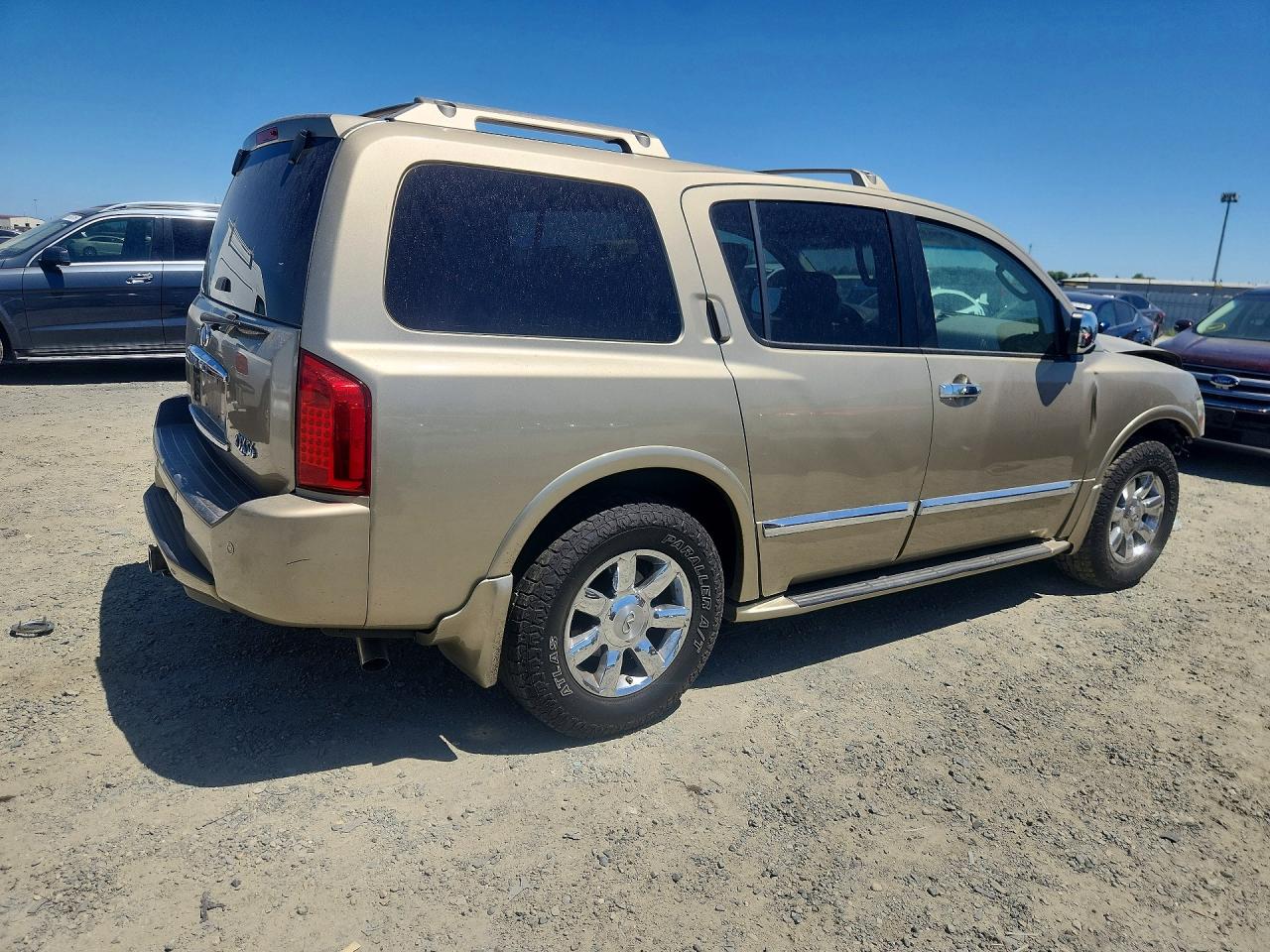 2004 Infiniti Qx56 Base Tan vin: 5N3AA08C14N812290