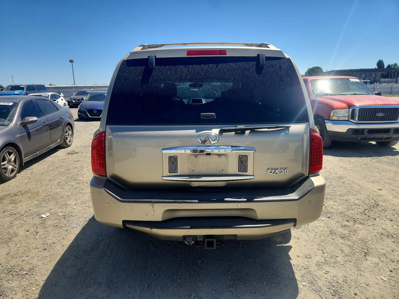 2004 Infiniti Qx56 Base Tan vin: 5N3AA08C14N812290