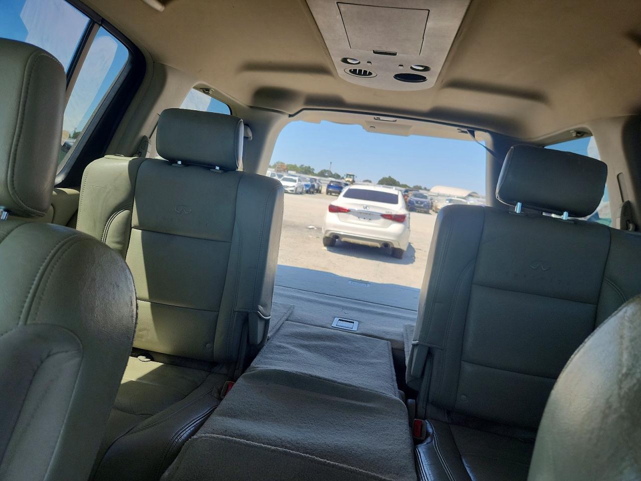 2004 Infiniti Qx56 Base Tan vin: 5N3AA08C14N812290