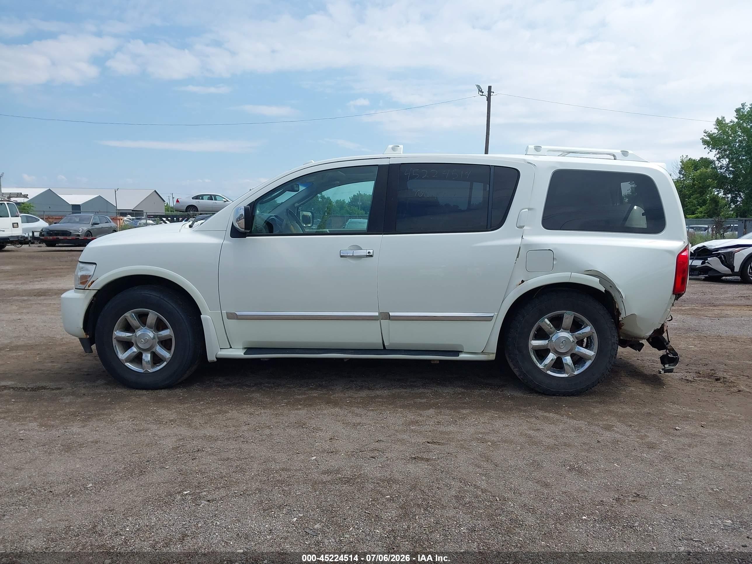 2007 Infiniti Qx56   White vin: 5N3AA08C37N803384