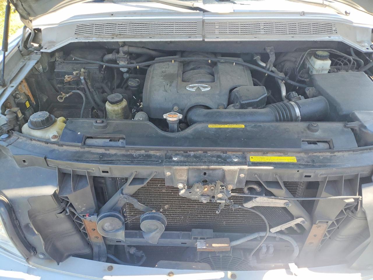 2004 Infiniti Qx56 Base Серебряный vin: 5N3AA08C44N808850