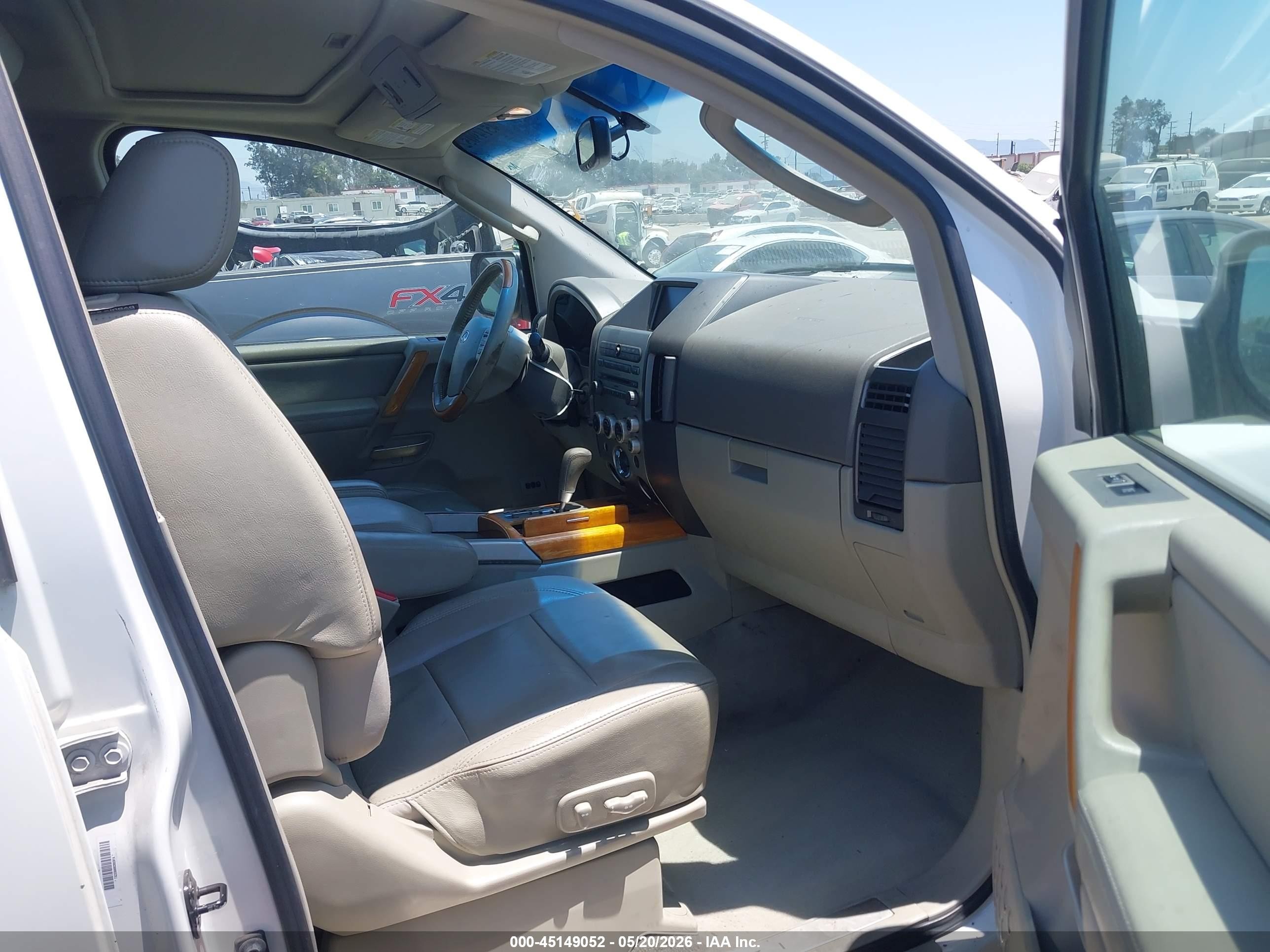 2007 Infiniti Qx56   White vin: 5N3AA08C67N803704