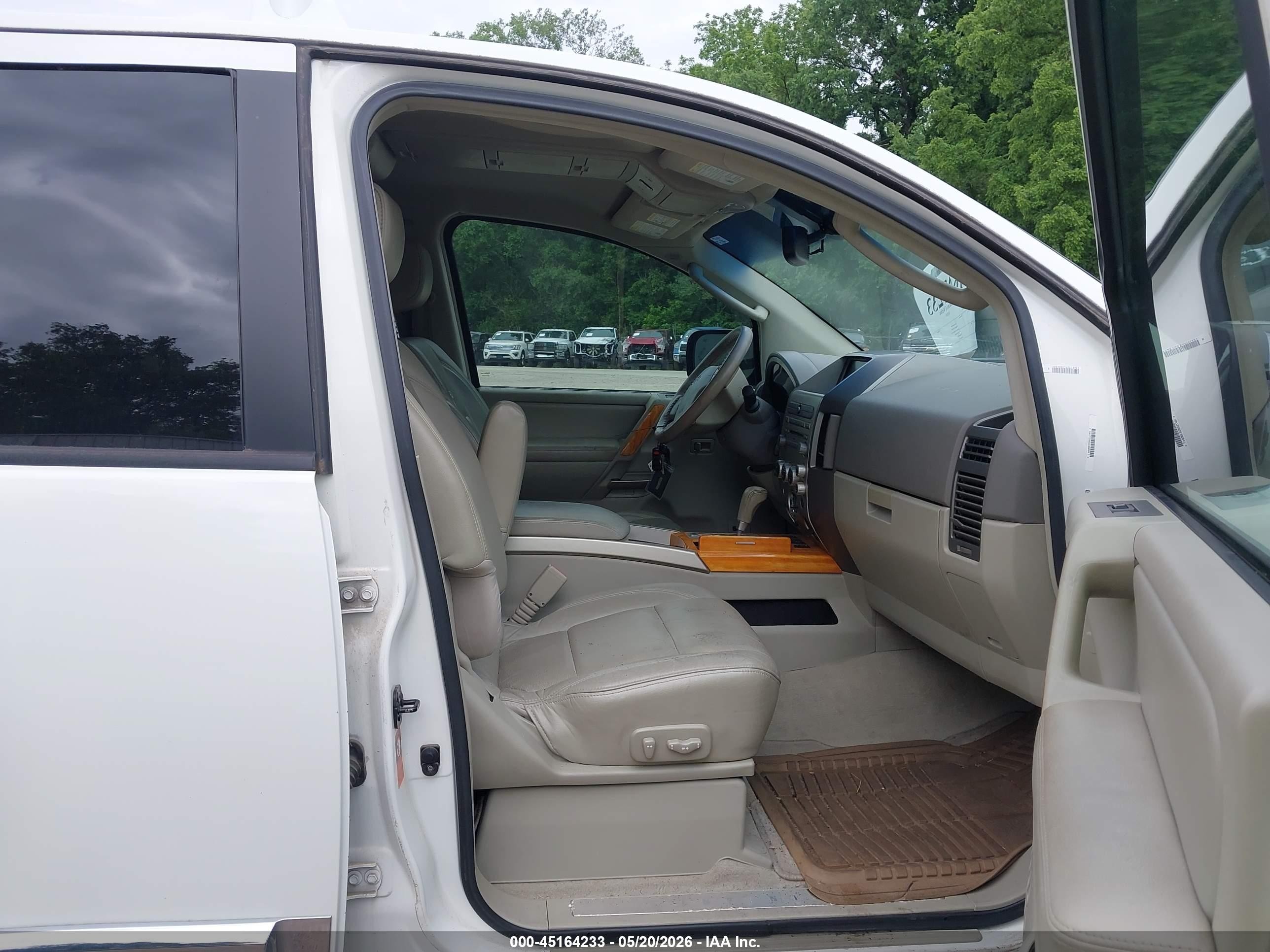 2006 Infiniti Qx56   White vin: 5N3AA08C96N801881