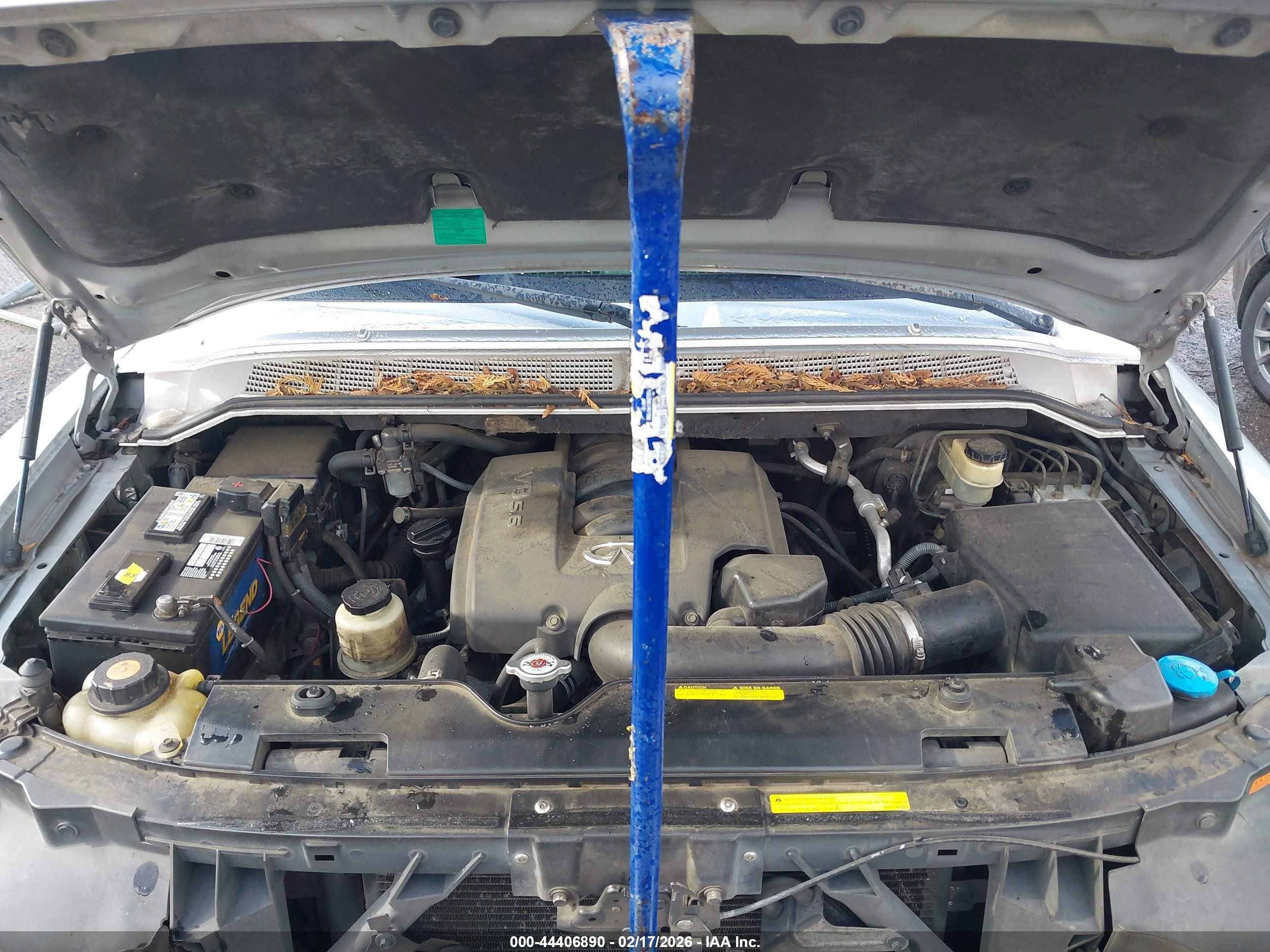 2004 Infiniti Qx56   Silver vin: 5N3AA08CX4N803765