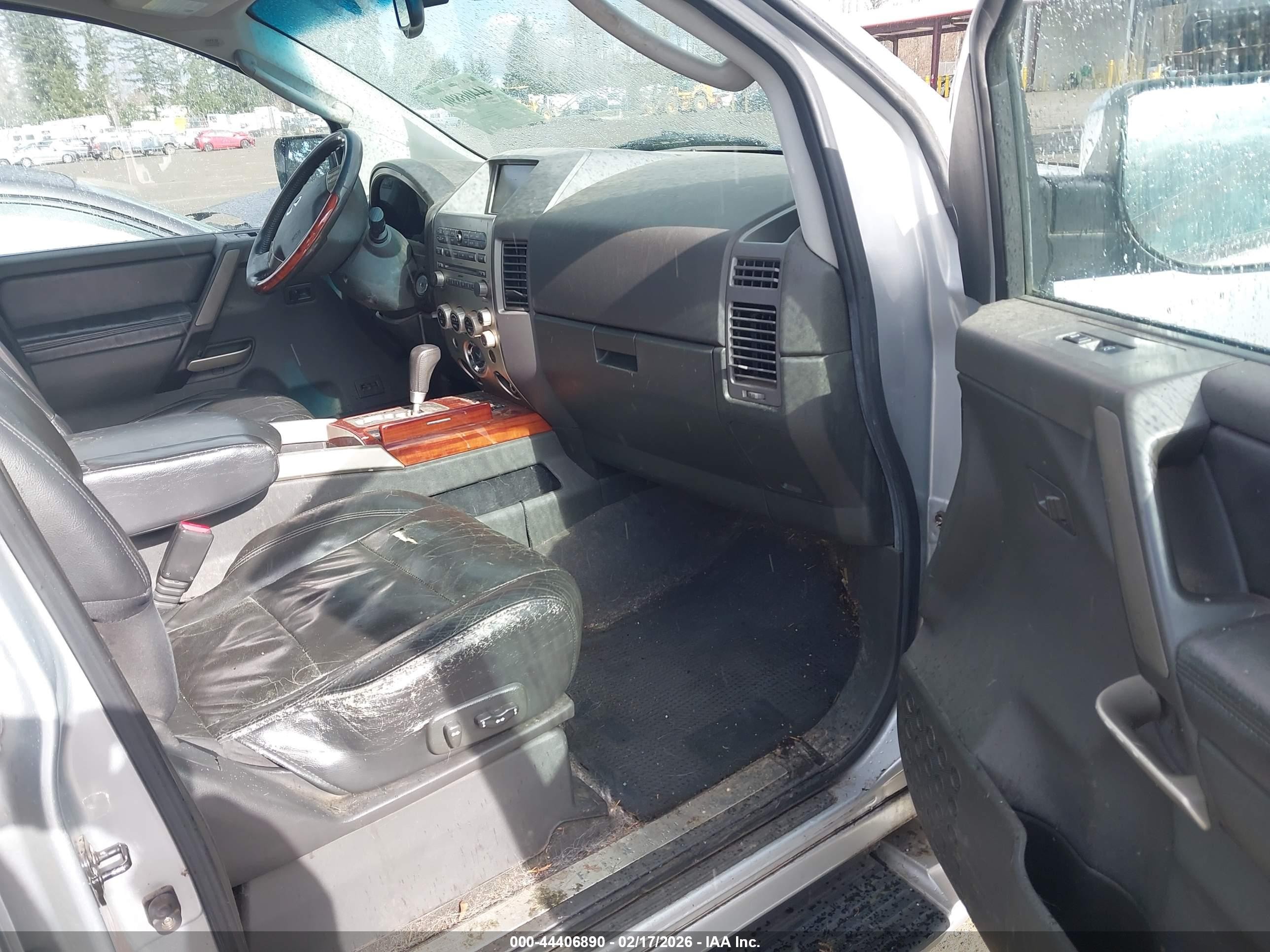 2004 Infiniti Qx56   Silver vin: 5N3AA08CX4N803765