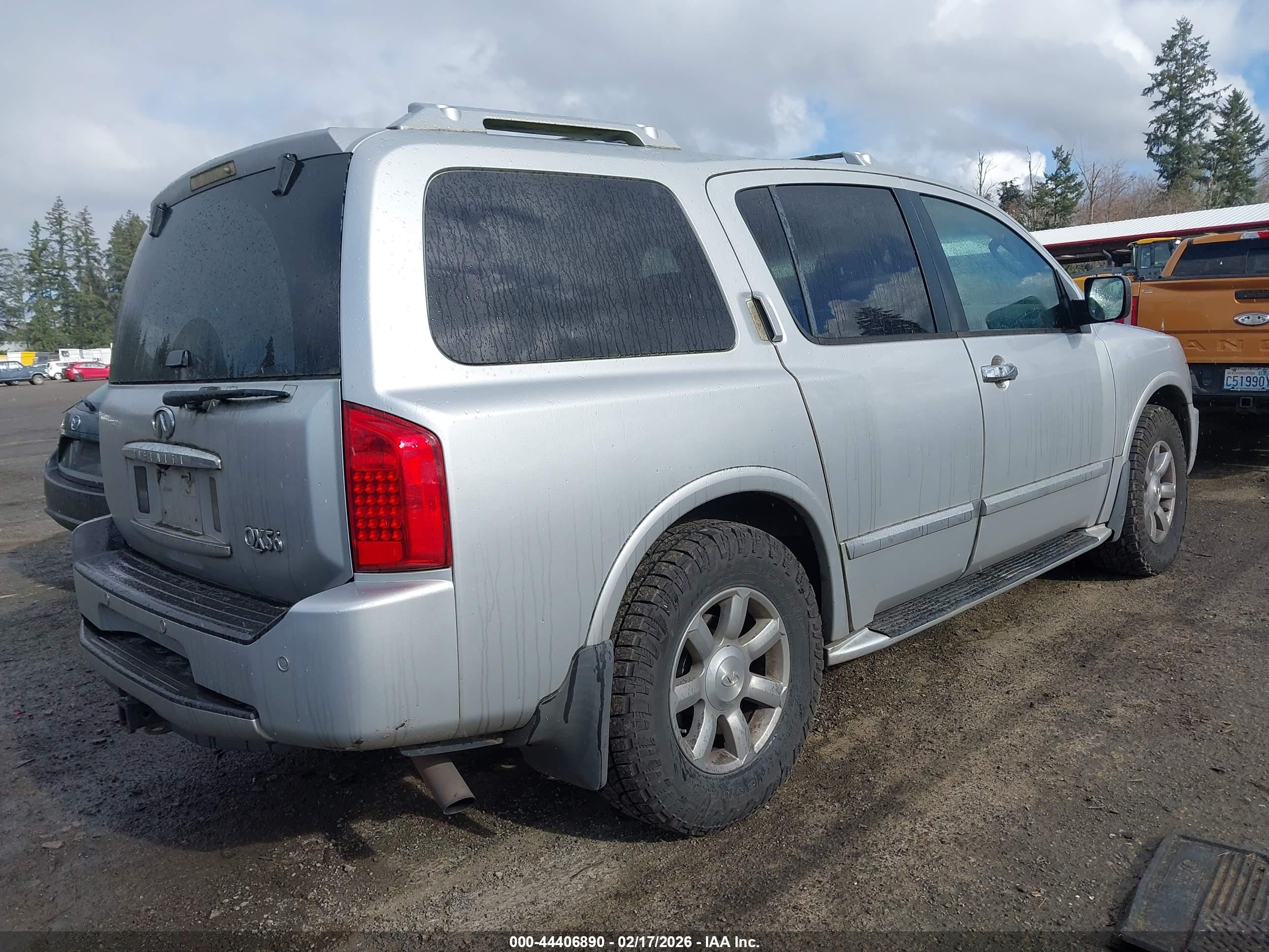 2004 Infiniti Qx56   Silver vin: 5N3AA08CX4N803765