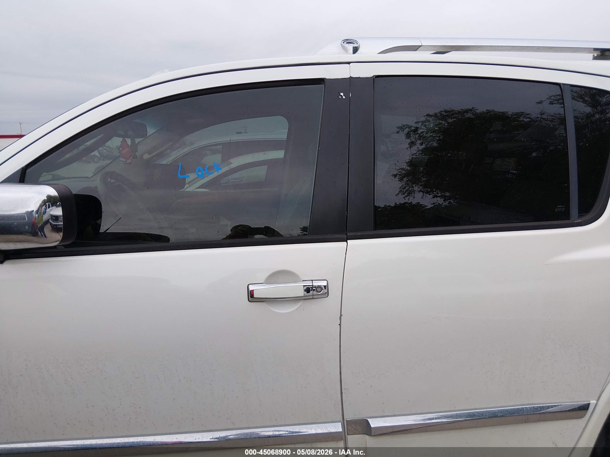 2008 Infiniti Qx56   White vin: 5N3AA08D78N901229