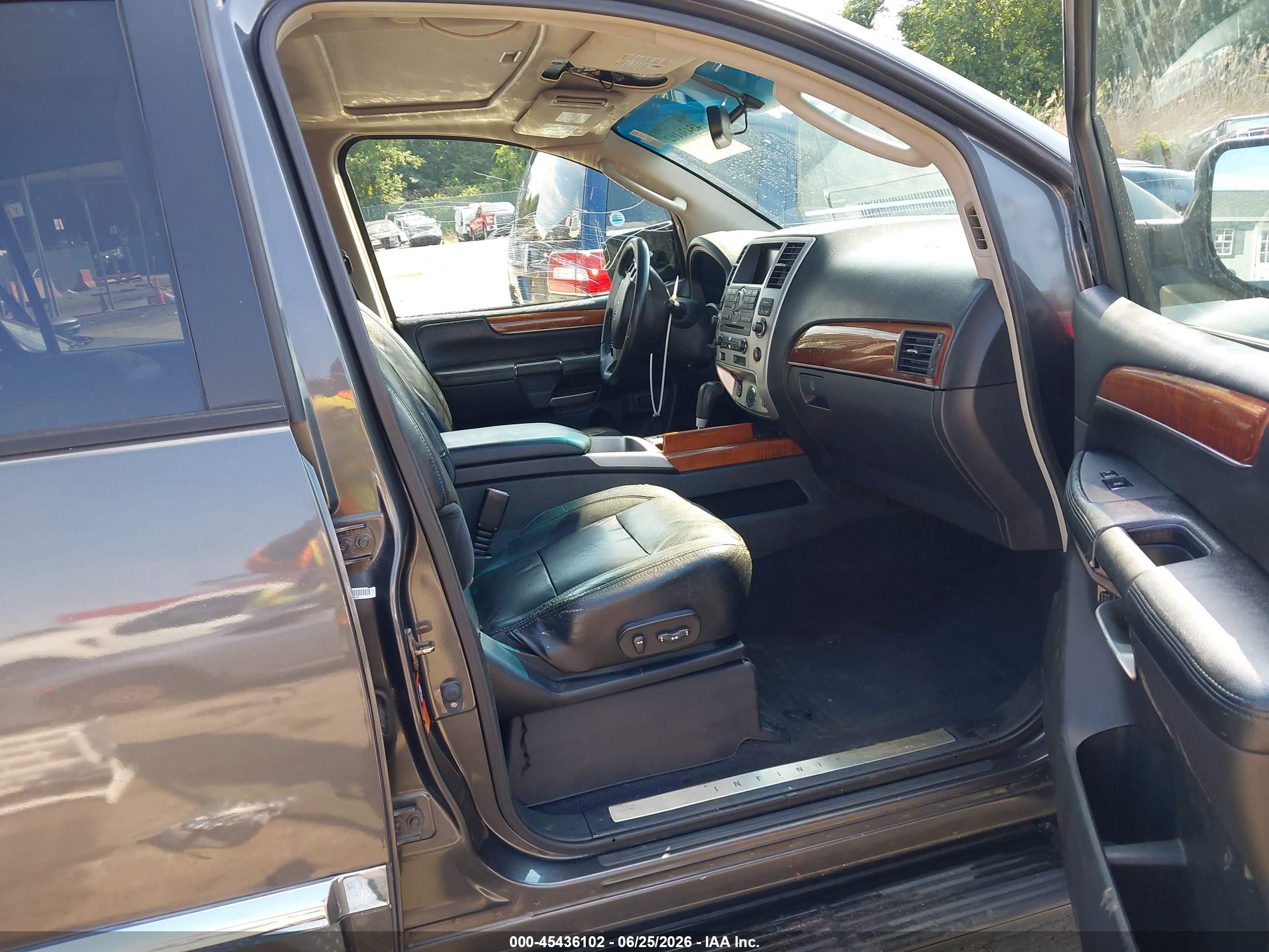 2010 Infiniti Qx56   Gray vin: 5N3ZA0NE8AN906087