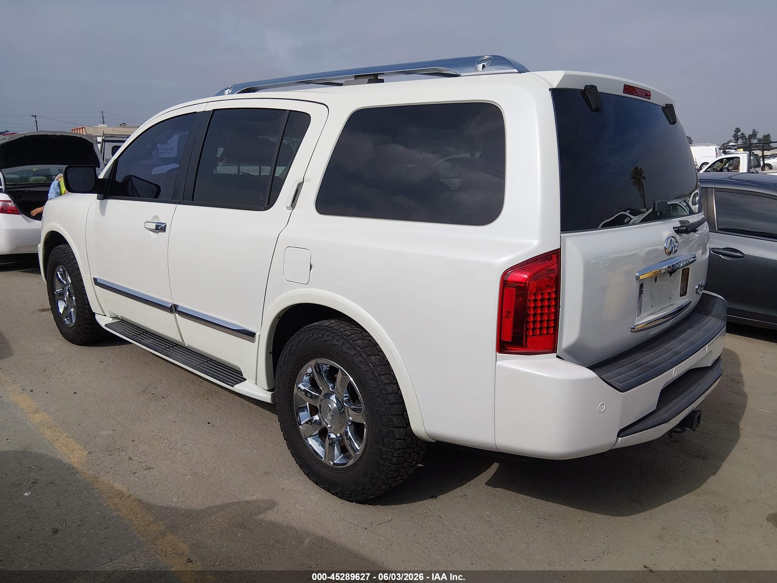 2010 Infiniti Qx56   White vin: 5N3ZA0NF2AN902836