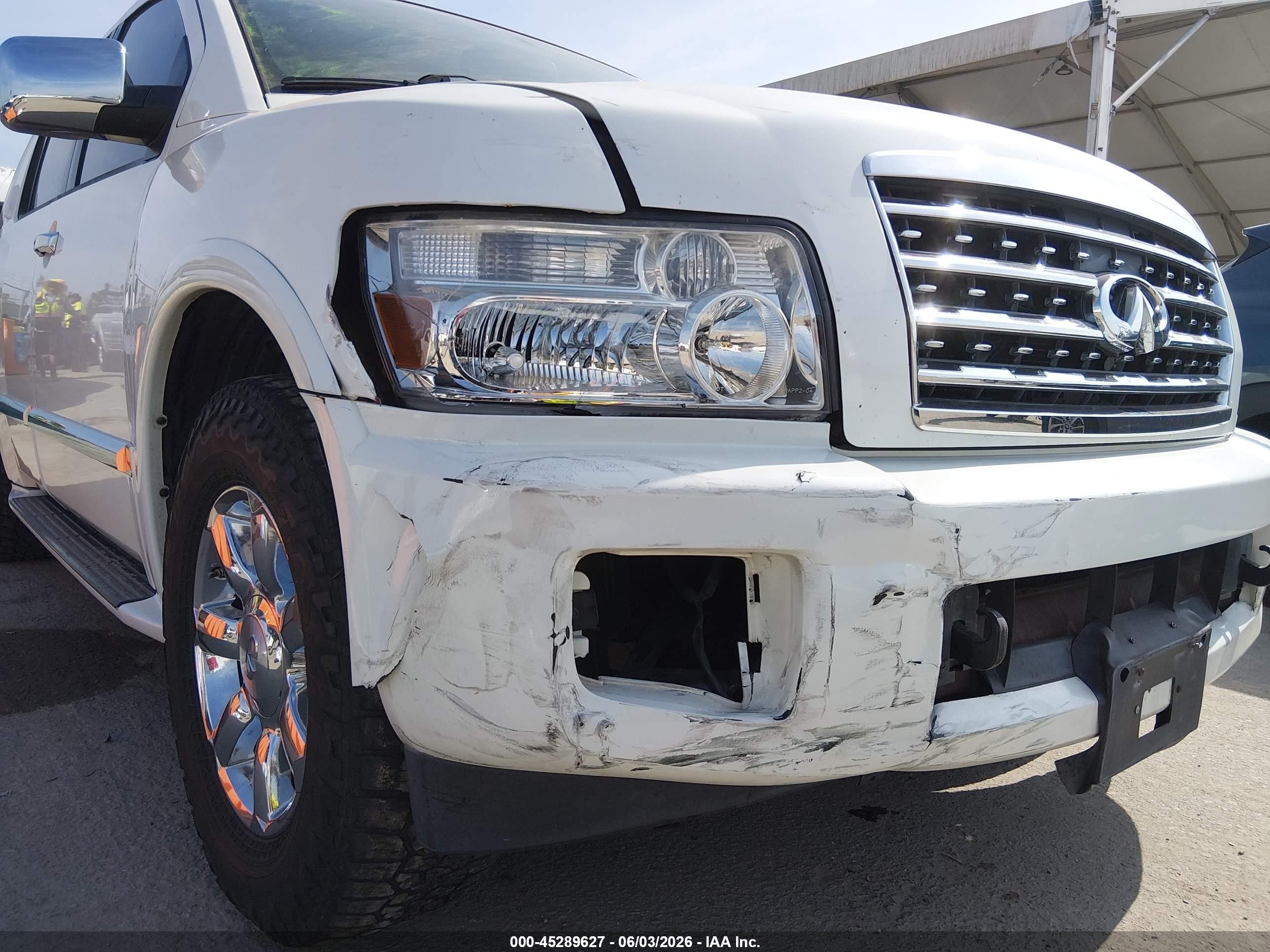 2010 Infiniti Qx56   White vin: 5N3ZA0NF2AN902836