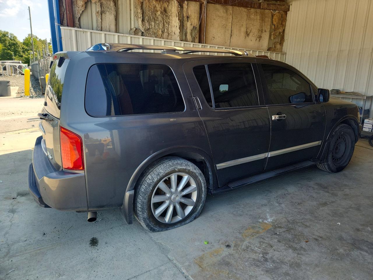 2010 Infiniti Qx56 Base Gray vin: 5N3ZA0NF3AN908709