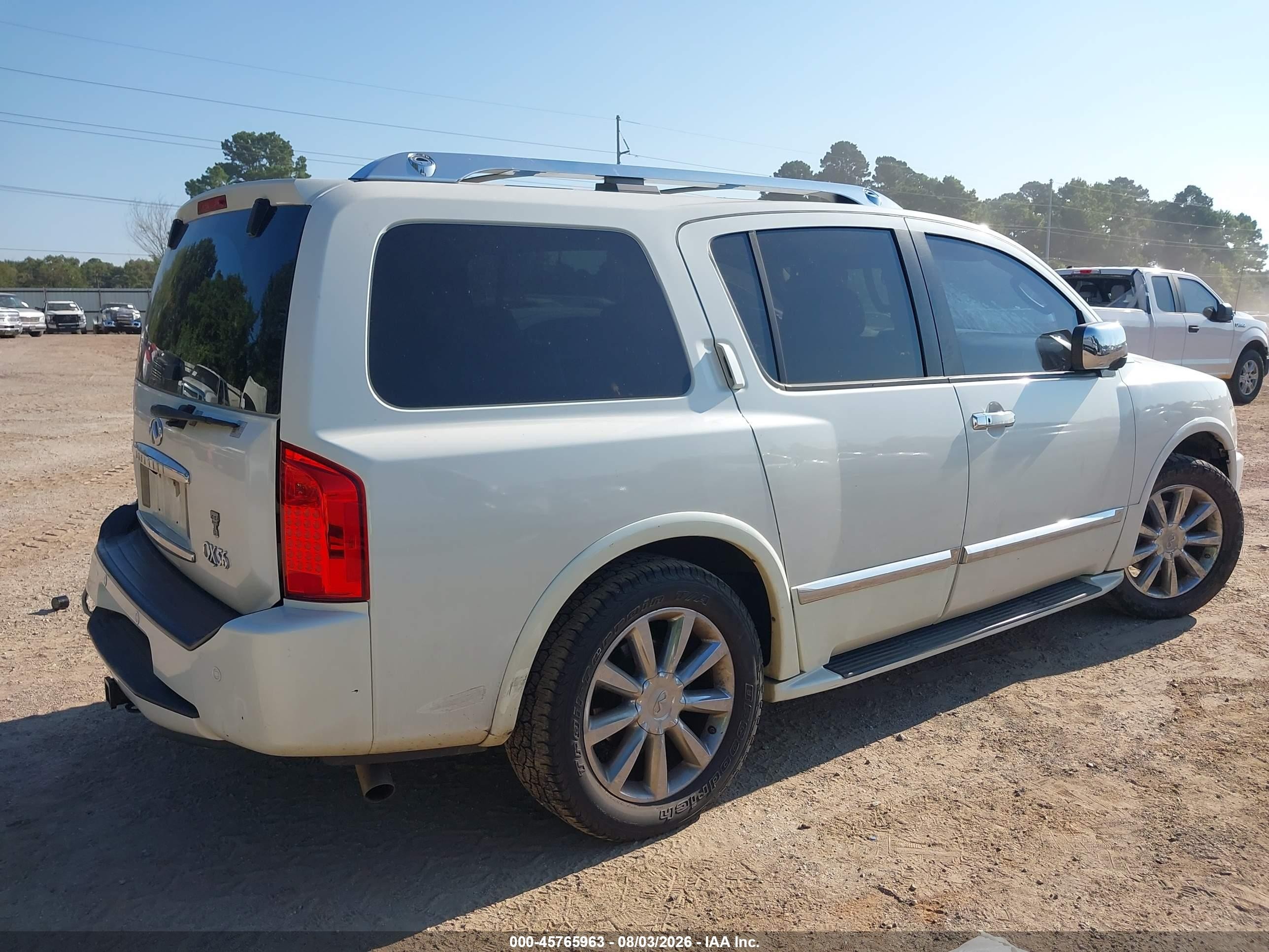 2010 Infiniti Qx56   White vin: 5N3ZA0NF8AN903084