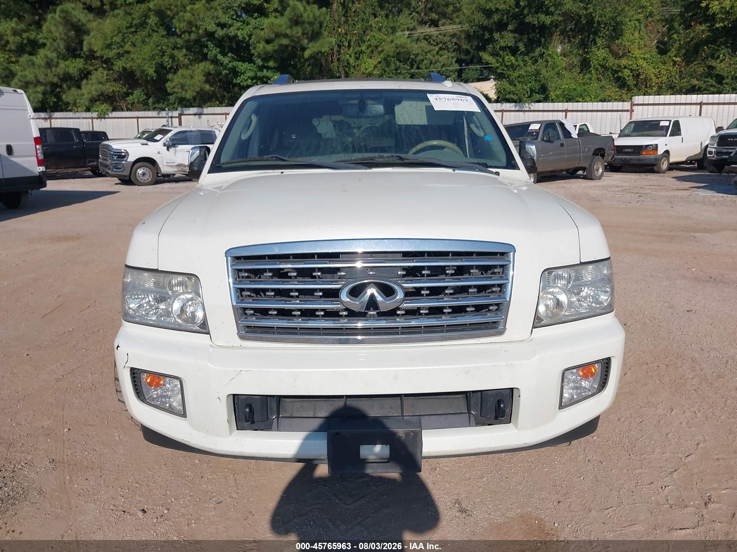 2010 Infiniti Qx56   White vin: 5N3ZA0NF8AN903084