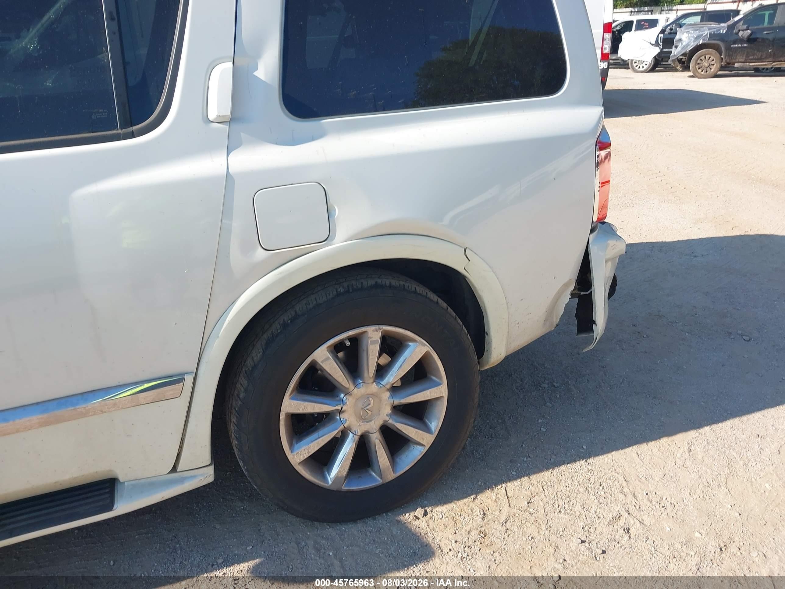 2010 Infiniti Qx56   White vin: 5N3ZA0NF8AN903084
