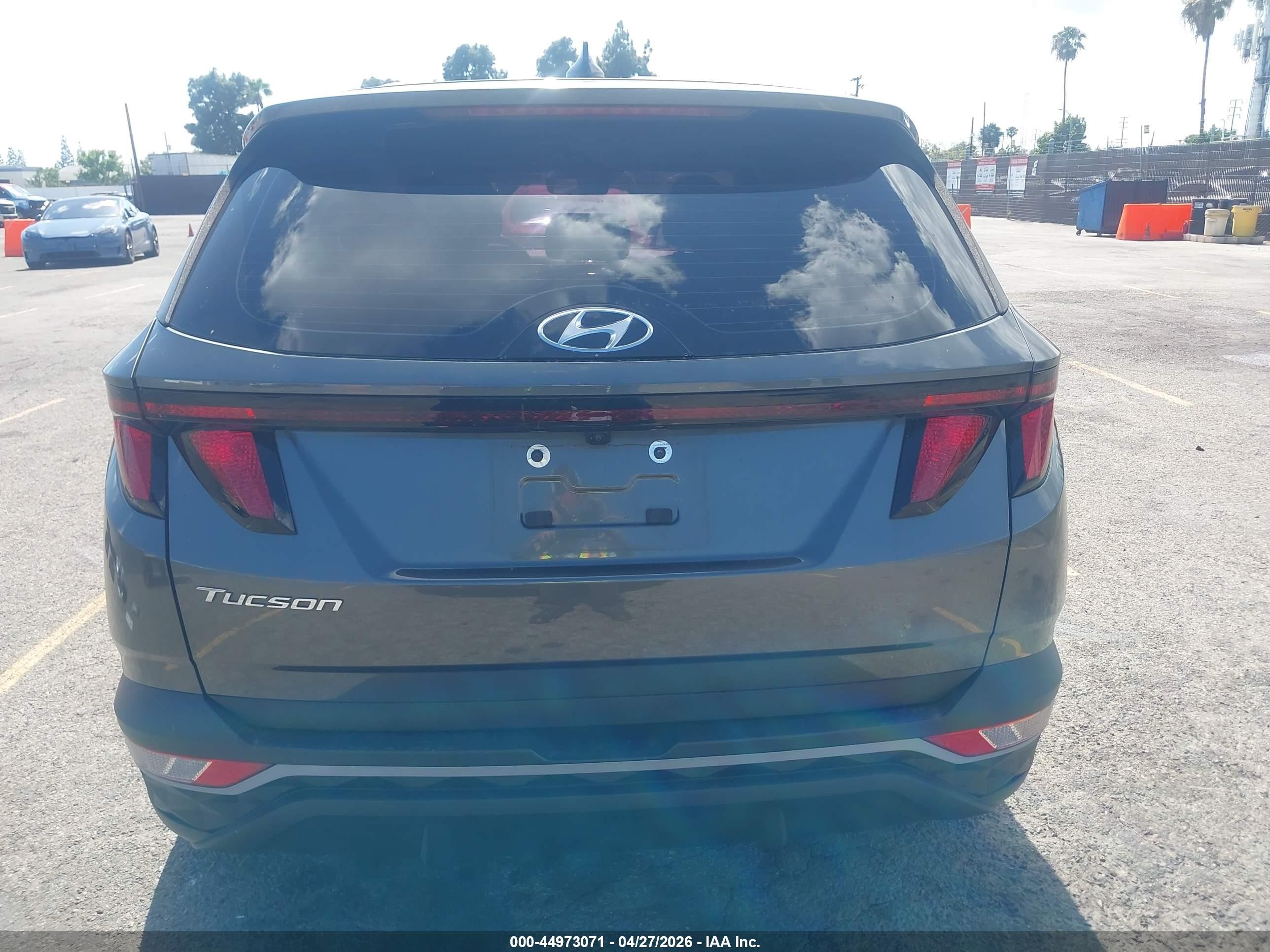 2022 Hyundai Tucson Se Gray vin: 5NMJA3AE4NH003682