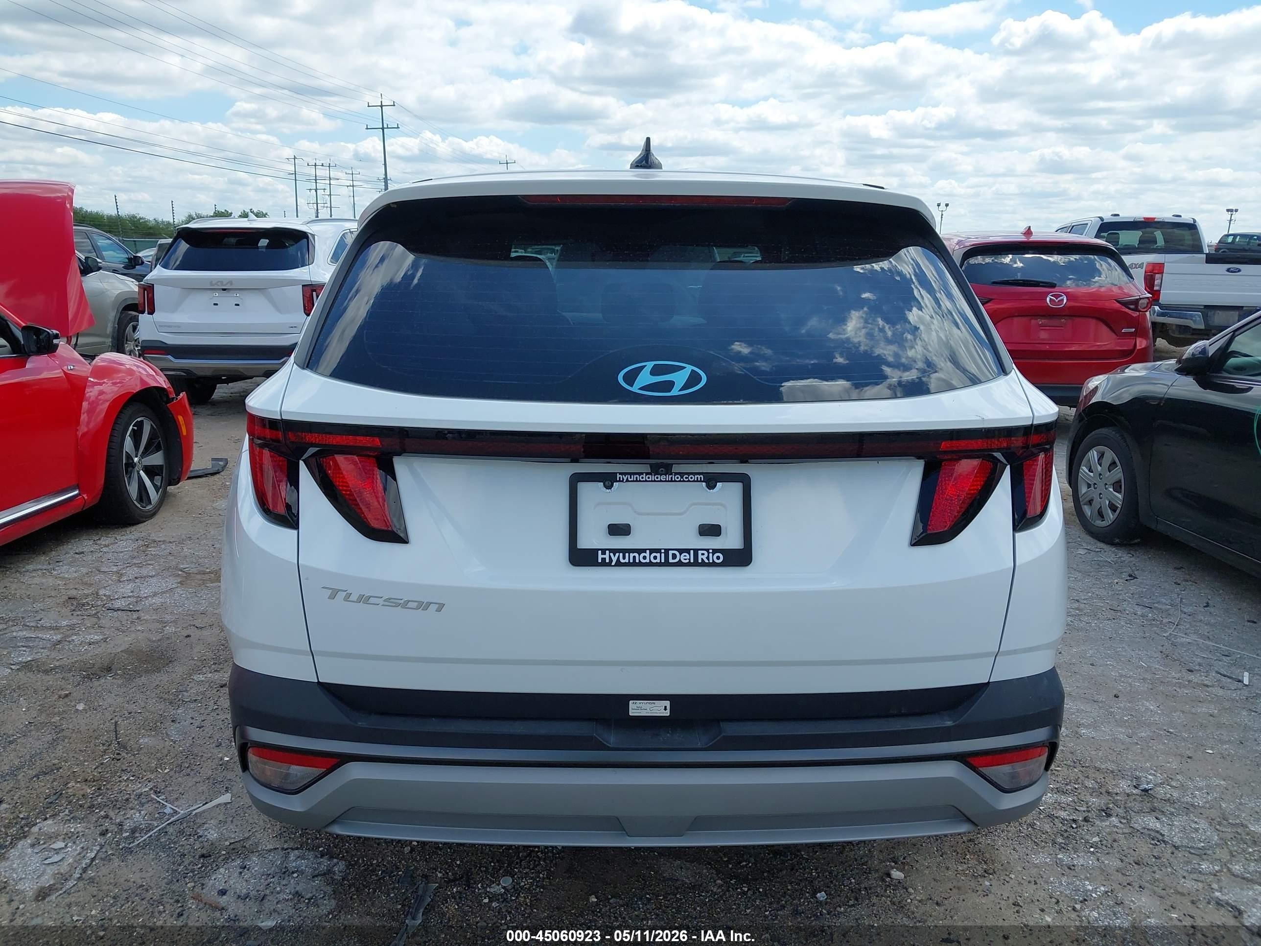 2025 Hyundai Tucson Se White vin: 5NMJA3DE5SH469435