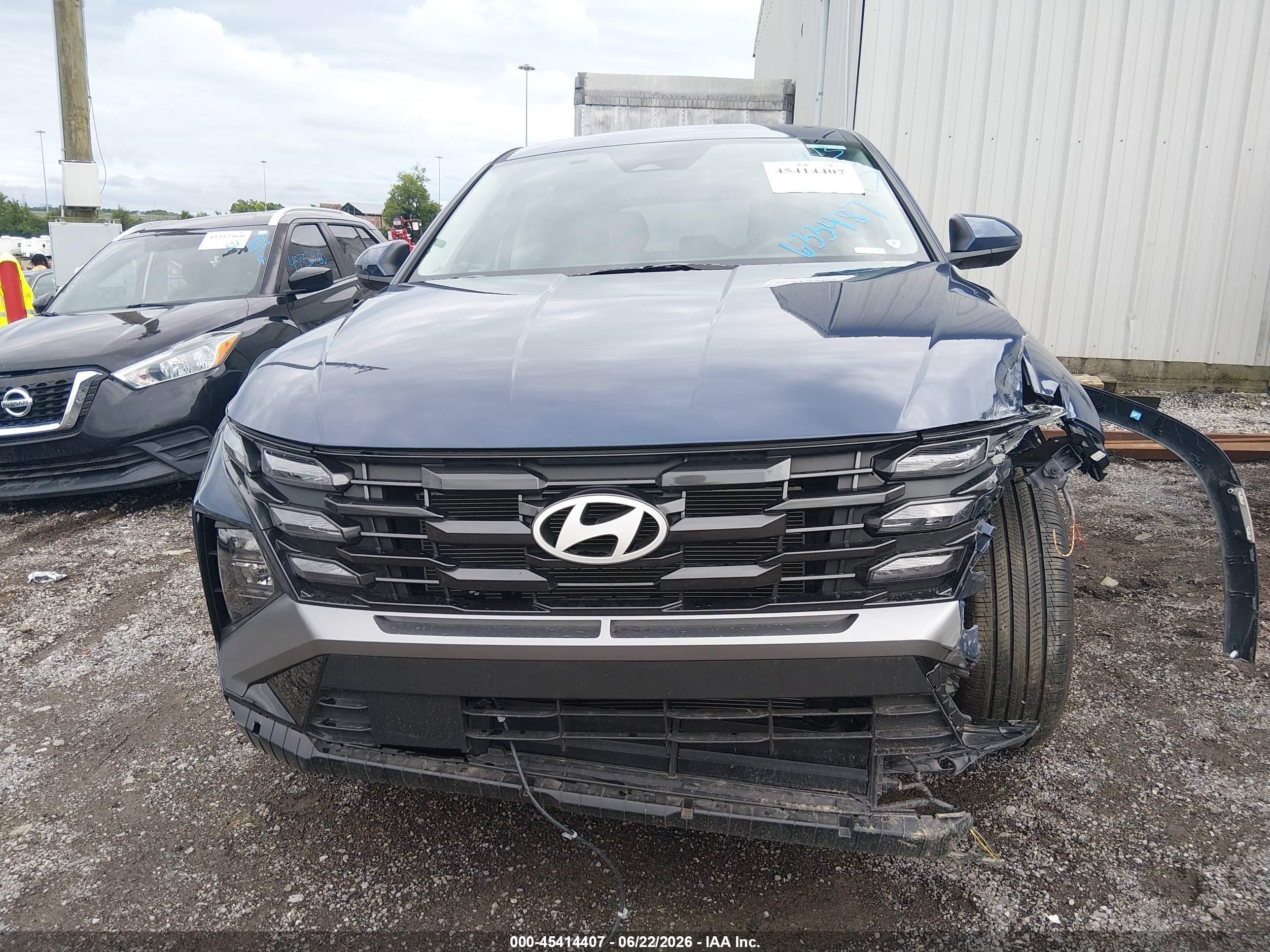 2026 Hyundai Tucson Se Dark Blue vin: 5NMJA3DEXTH633487