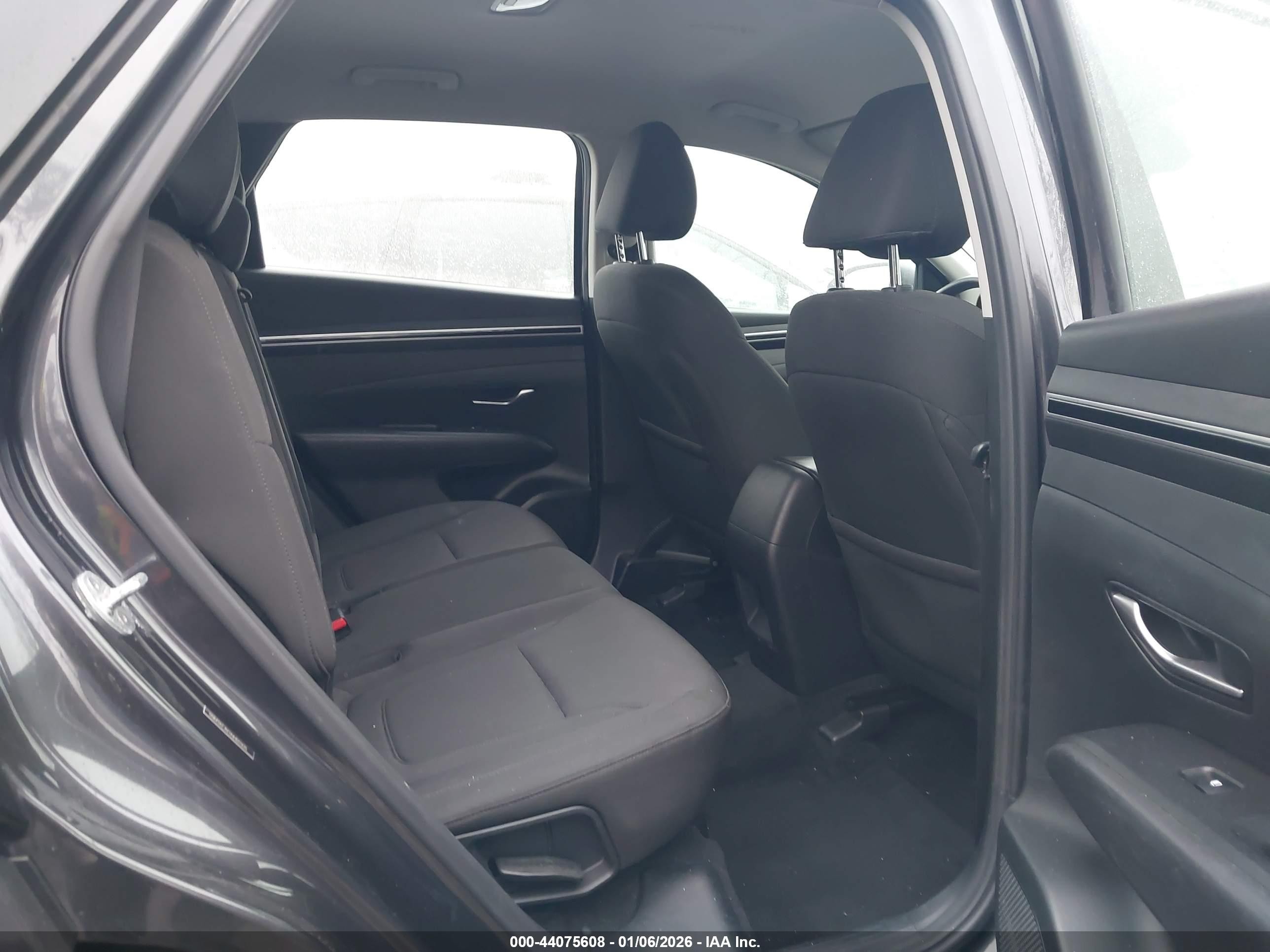 2022 Hyundai Tucson Se Черный vin: 5NMJACAE5NH027635