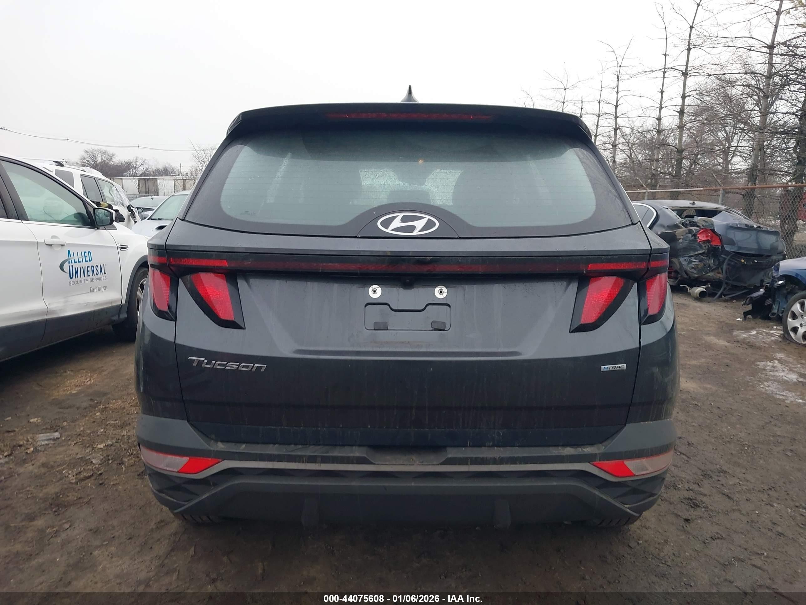 2022 Hyundai Tucson Se Черный vin: 5NMJACAE5NH027635