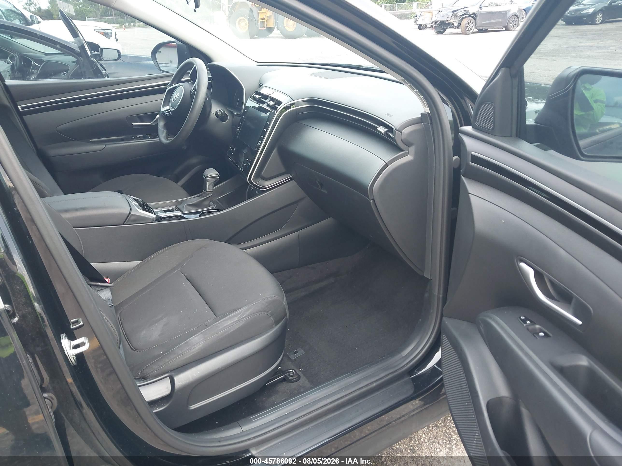 2024 Hyundai Tucson Sel Black vin: 5NMJB3DE0RH402216