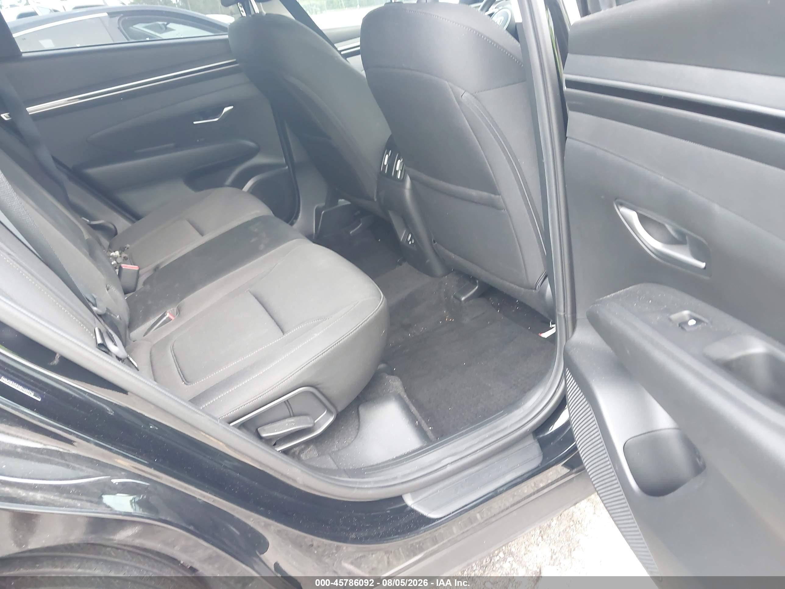 2024 Hyundai Tucson Sel Black vin: 5NMJB3DE0RH402216