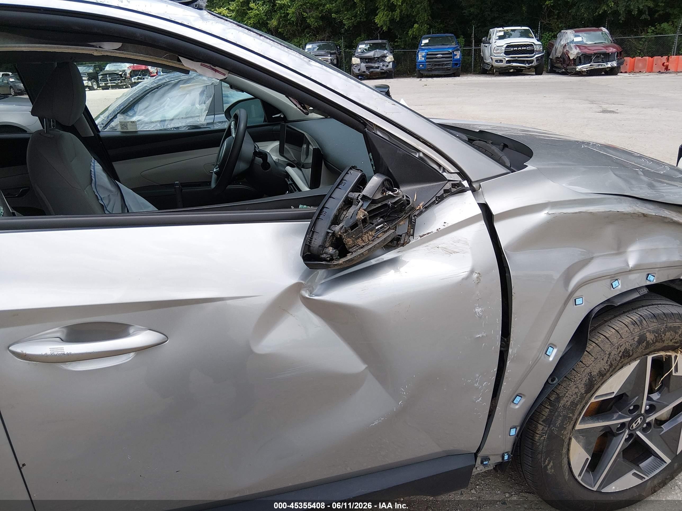 2025 Hyundai Tucson Sel Silver vin: 5NMJB3DE0SH444097