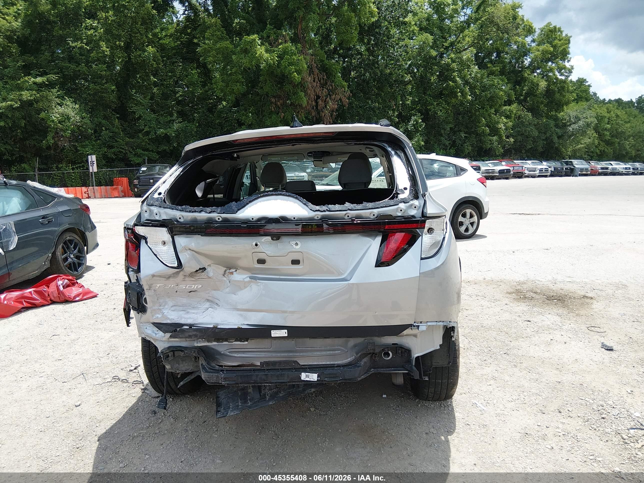 2025 Hyundai Tucson Sel Silver vin: 5NMJB3DE0SH444097