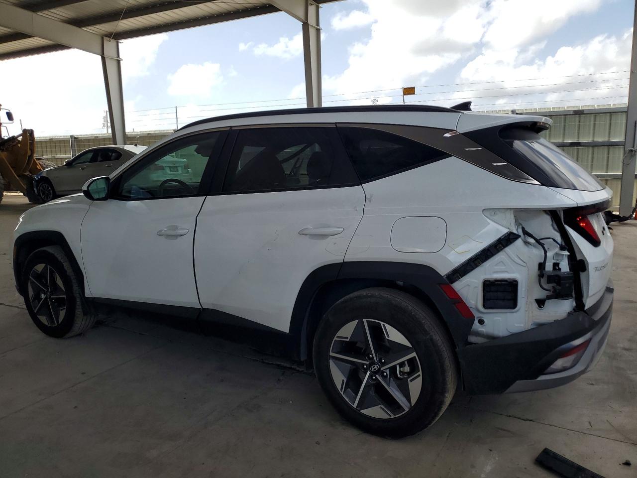 2025 Hyundai Tucson Sel White vin: 5NMJB3DE3SH596360