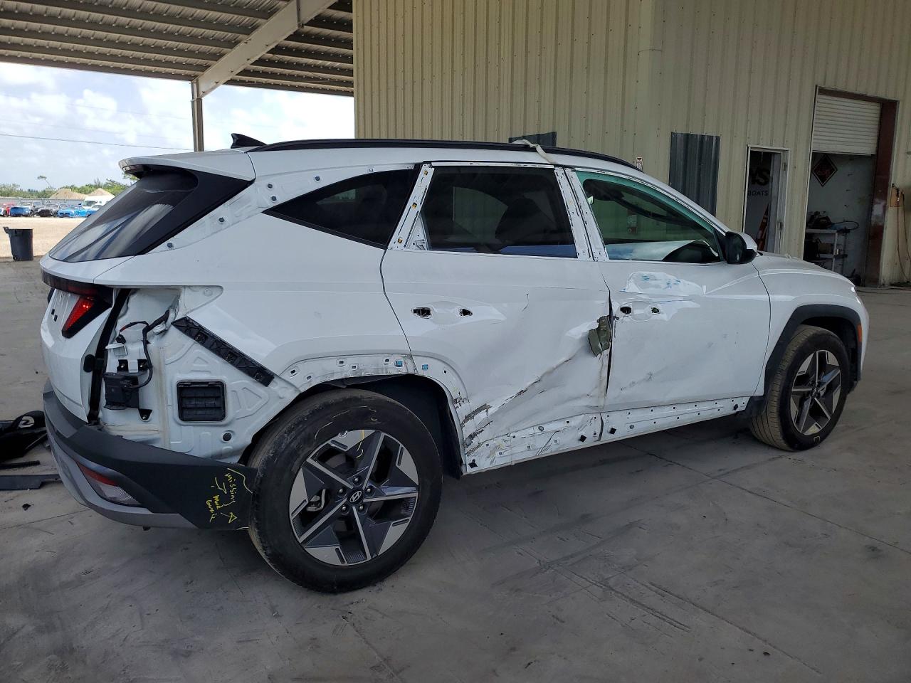 2025 Hyundai Tucson Sel White vin: 5NMJB3DE3SH596360