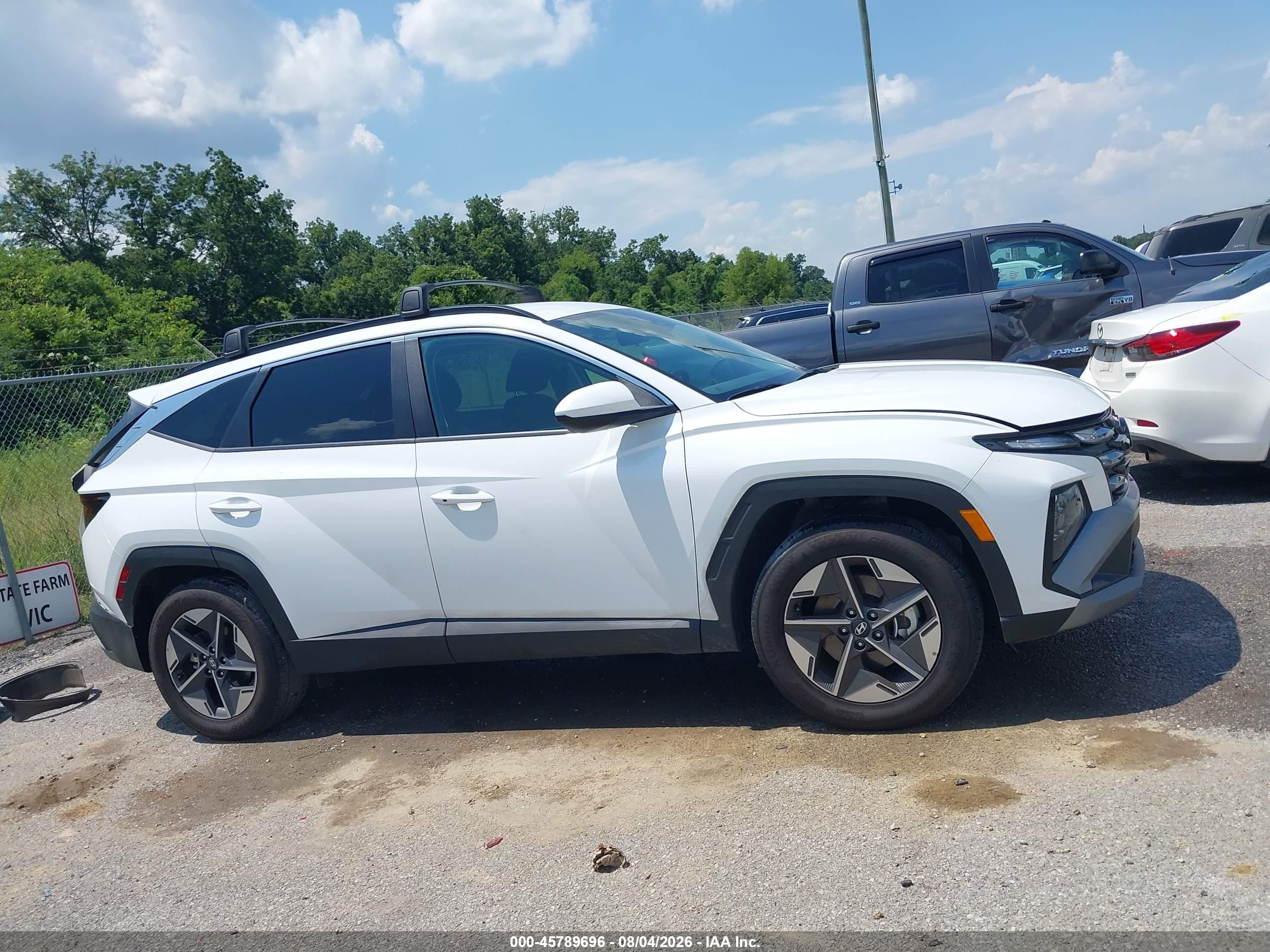 2026 Hyundai Tucson Sel White vin: 5NMJB3DE3TH691910