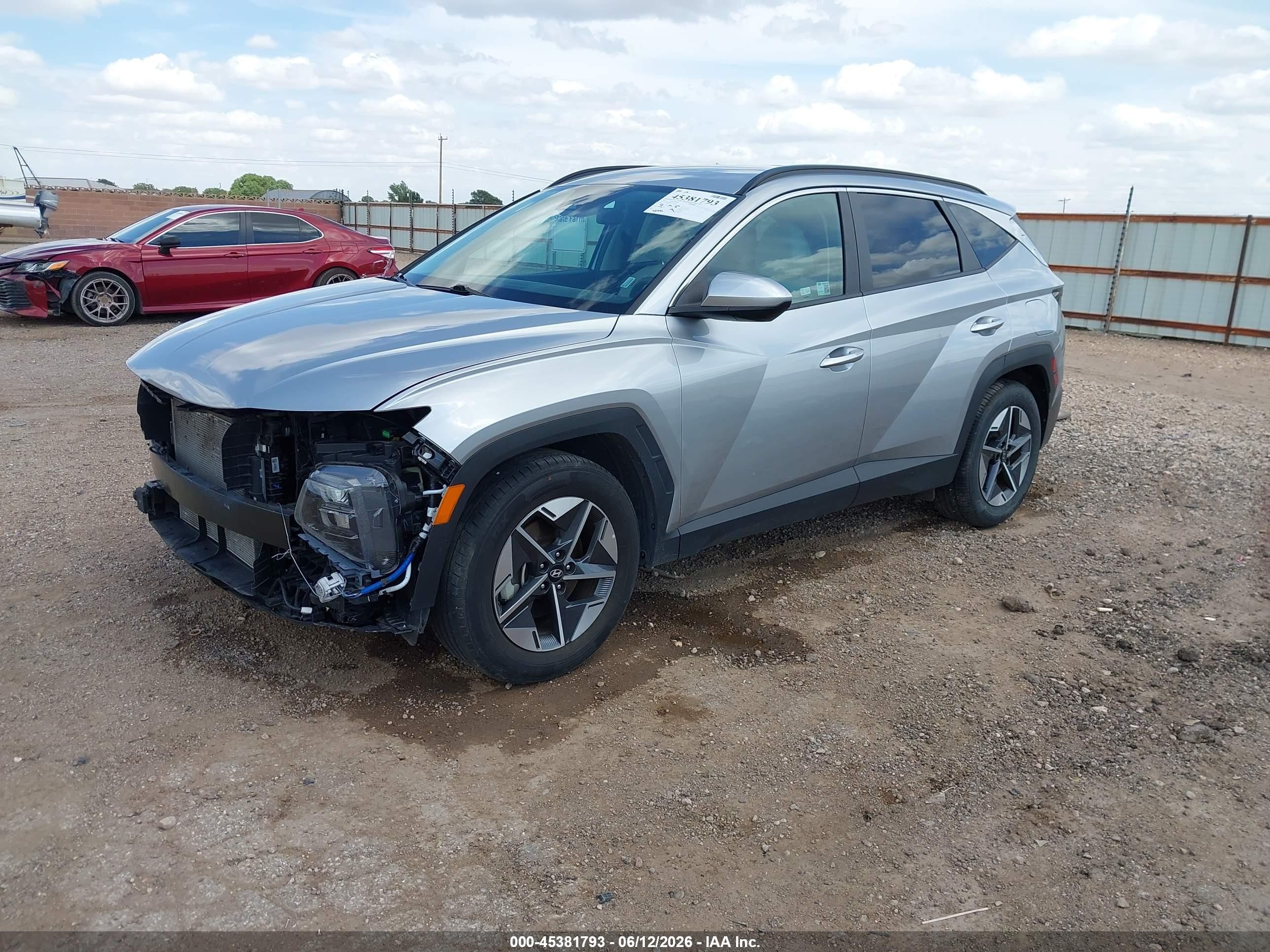 2025 Hyundai Tucson Sel Silver vin: 5NMJB3DE4SH493383