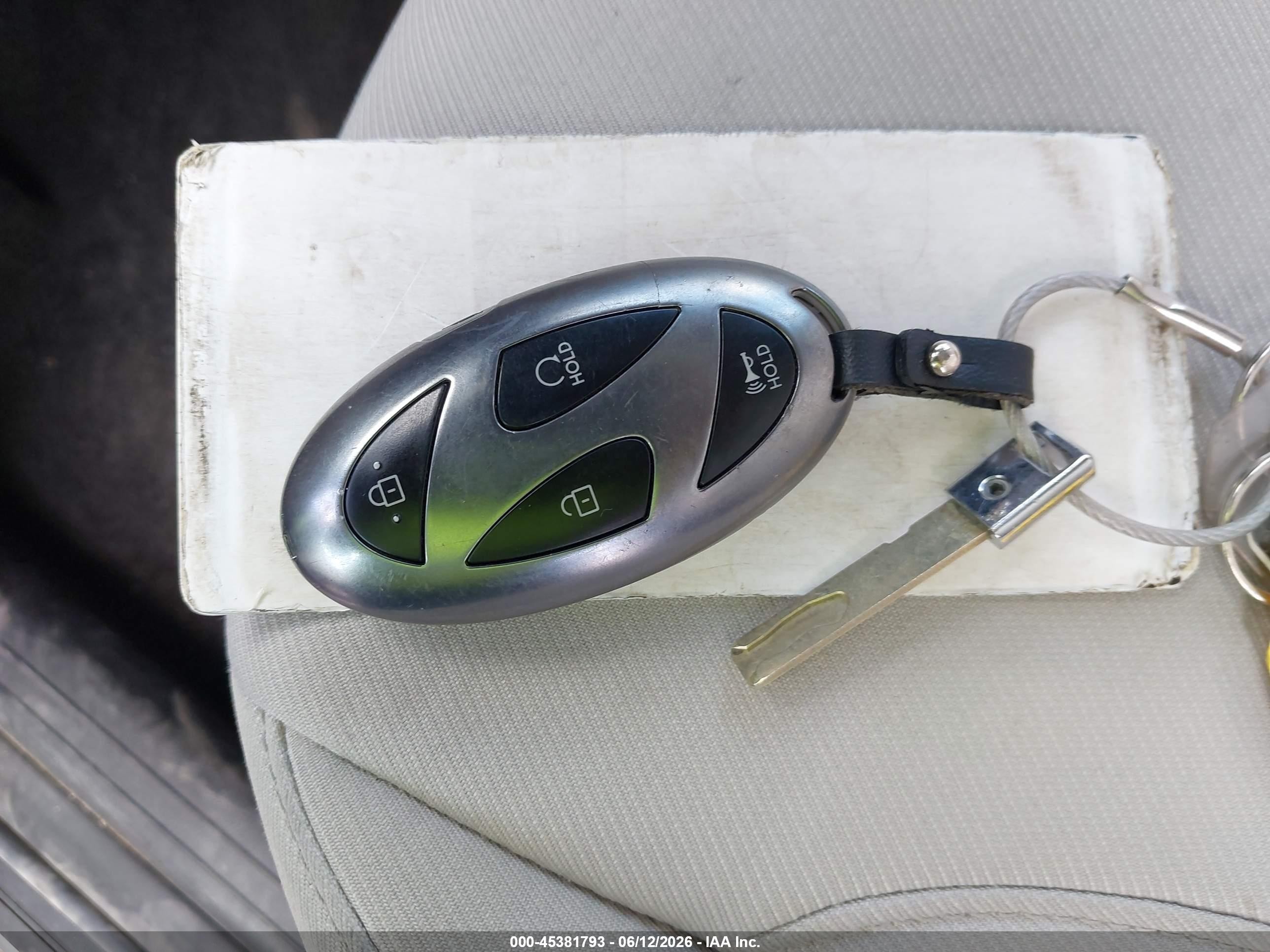 2025 Hyundai Tucson Sel Silver vin: 5NMJB3DE4SH493383