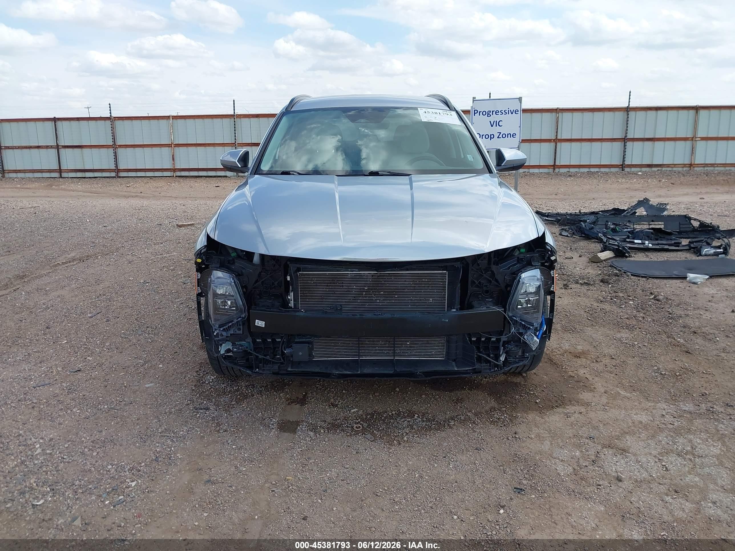2025 Hyundai Tucson Sel Silver vin: 5NMJB3DE4SH493383