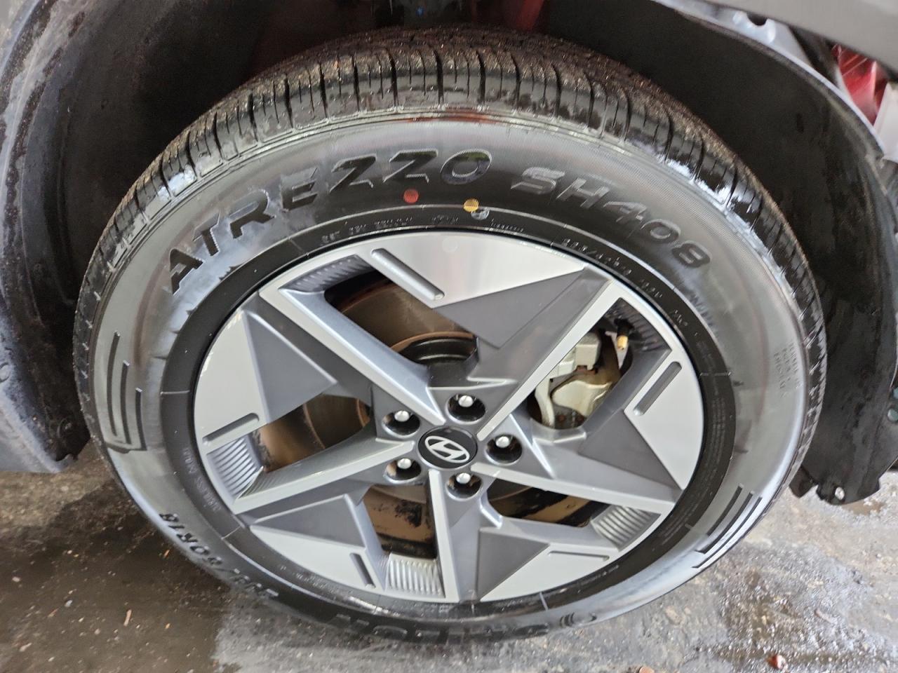 2025 Hyundai Tucson Sel Красный vin: 5NMJB3DE5SH491190 Damage: Right Front Wheel, Curb Rash, 4 To 5 Inches