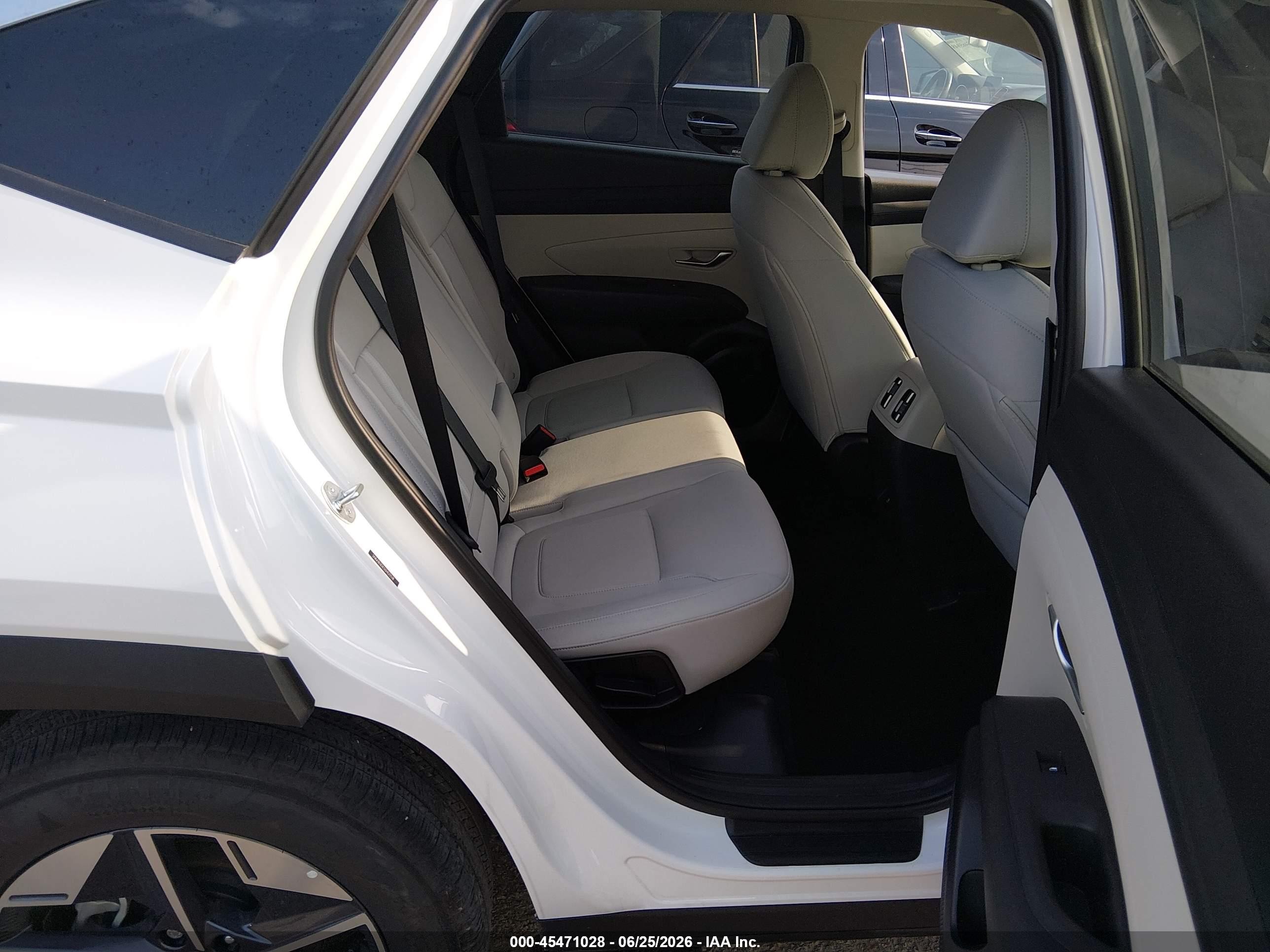 2025 Hyundai Tucson Sel White vin: 5NMJB3DE5SH522518