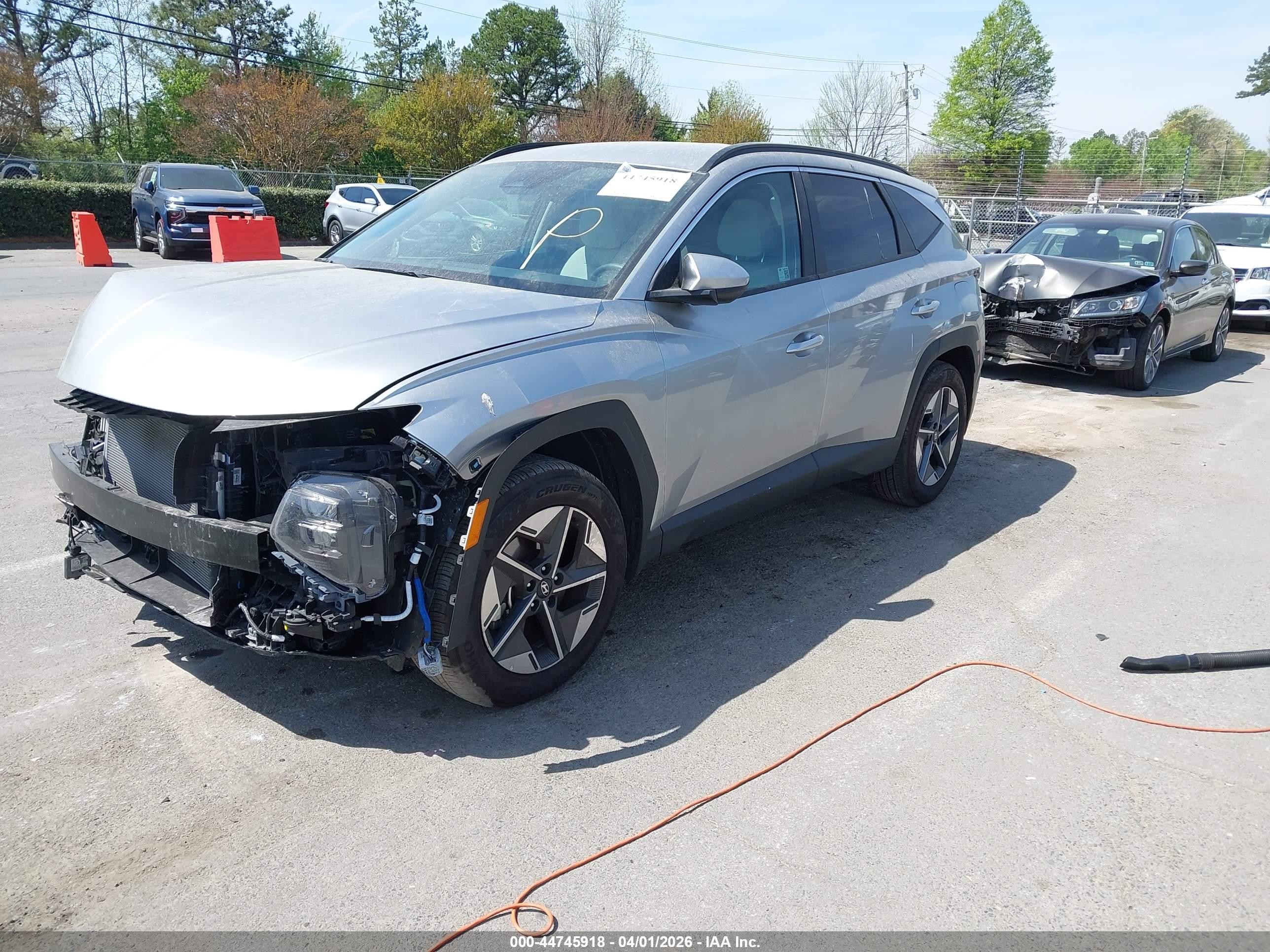 2025 Hyundai Tucson Sel Gray vin: 5NMJB3DE7SH441584