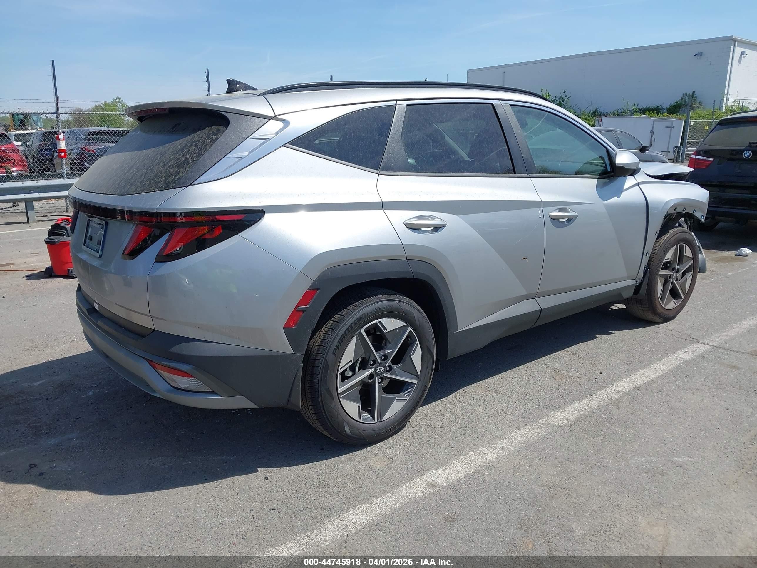 2025 Hyundai Tucson Sel Gray vin: 5NMJB3DE7SH441584