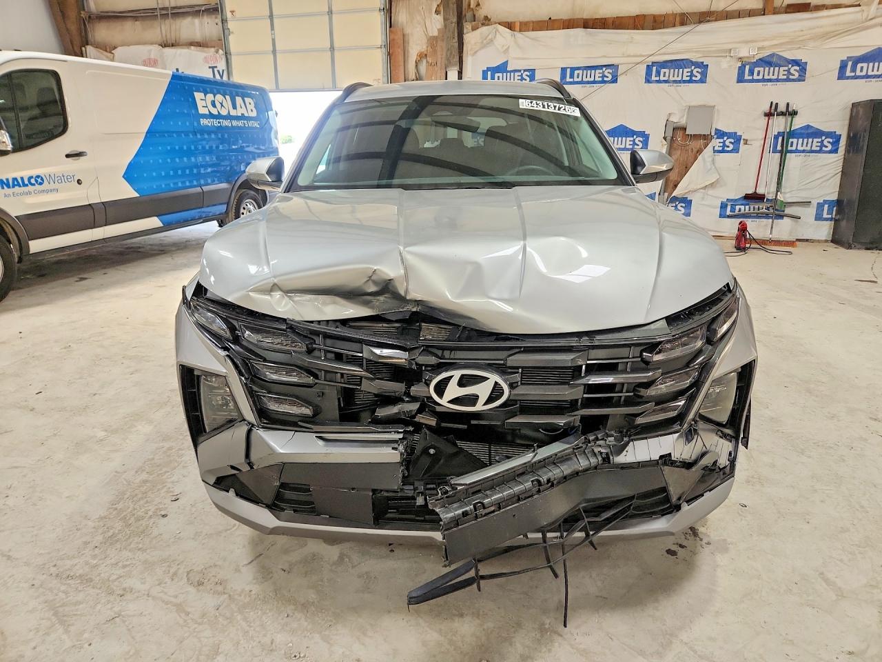 2026 Hyundai Tucson Sel Silver vin: 5NMJB3DE8TH718647