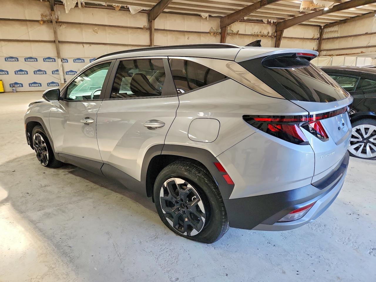 2026 Hyundai Tucson Sel Silver vin: 5NMJB3DE8TH719412